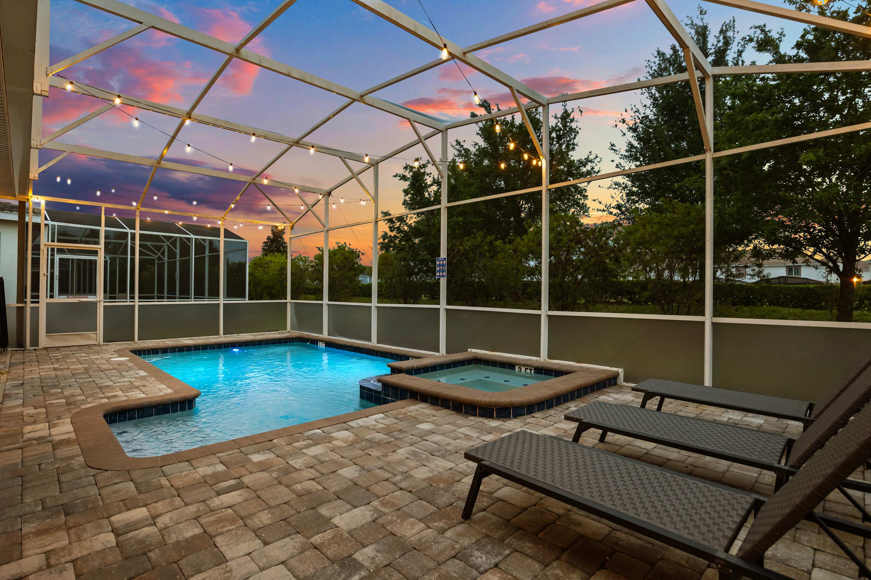 Private Swimming Pool and Furnished Patio