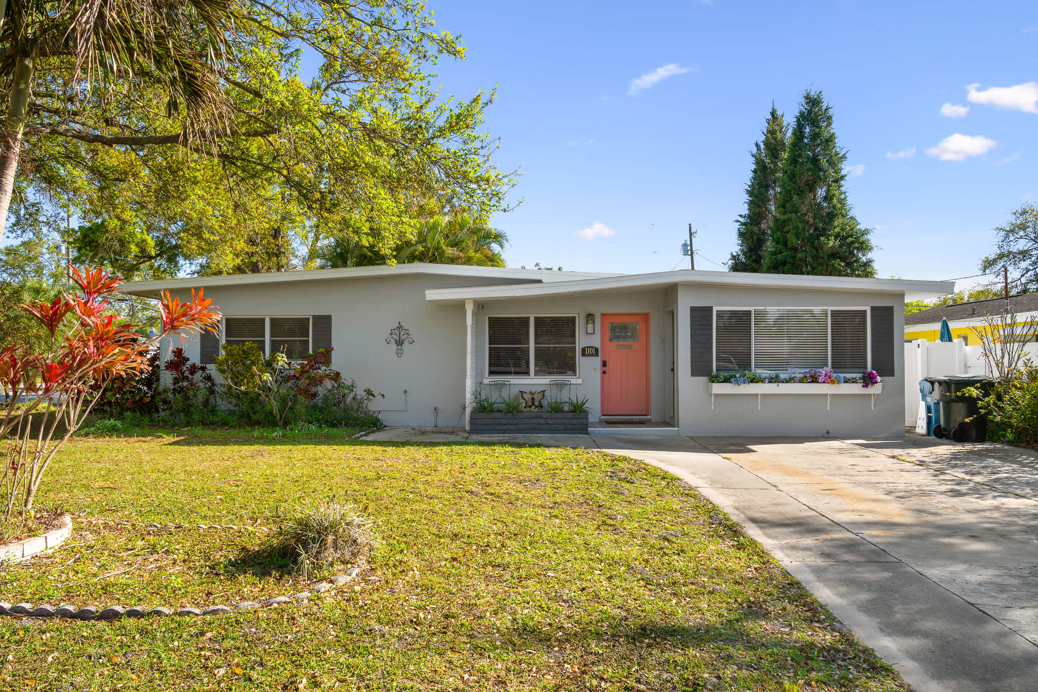 Largo Family Retreat | Fully Fenced, Spacious Home