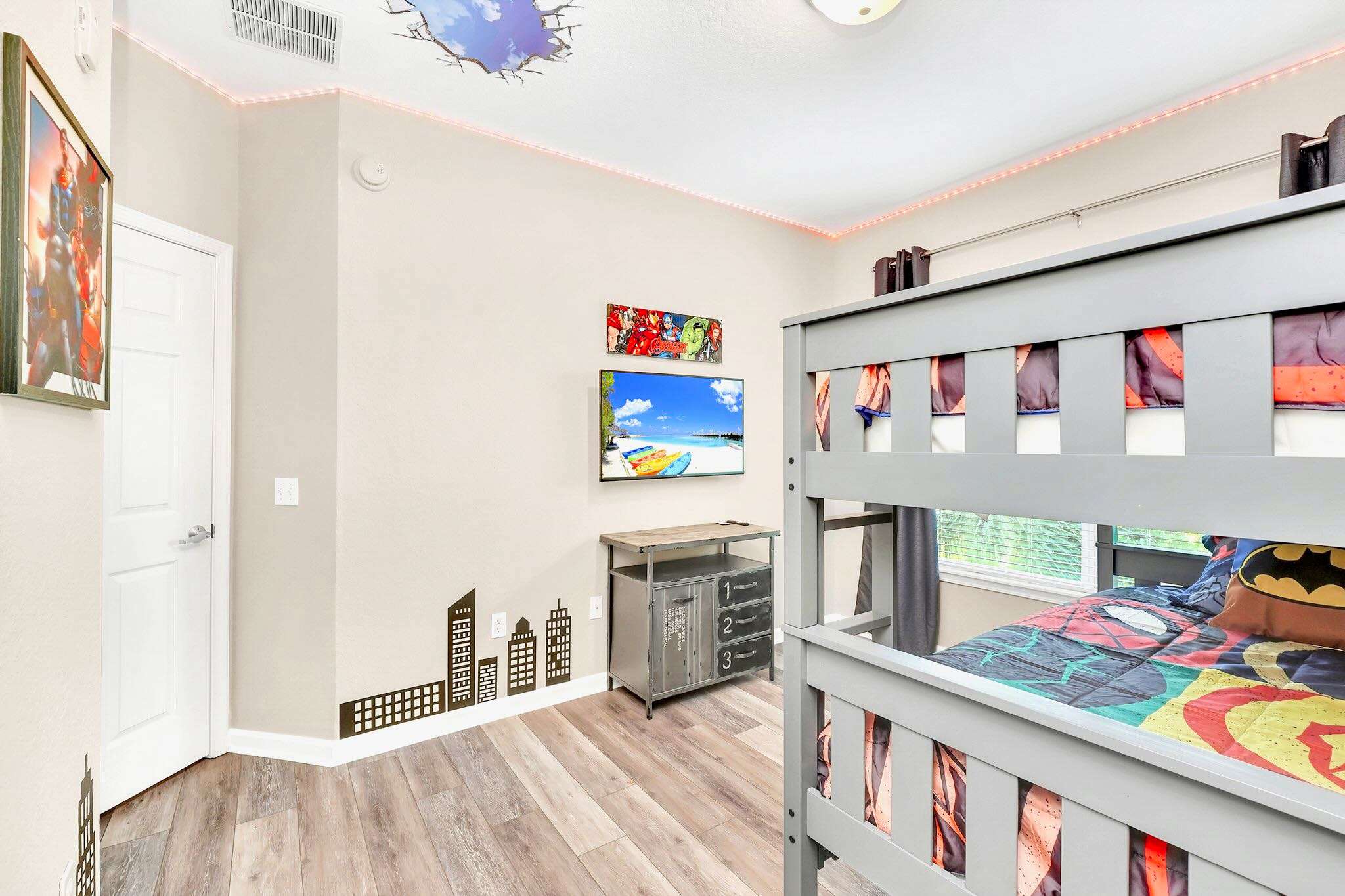 Upstay Pet Friendly Family Condo w Pool Sleeps 8 | Photo 21