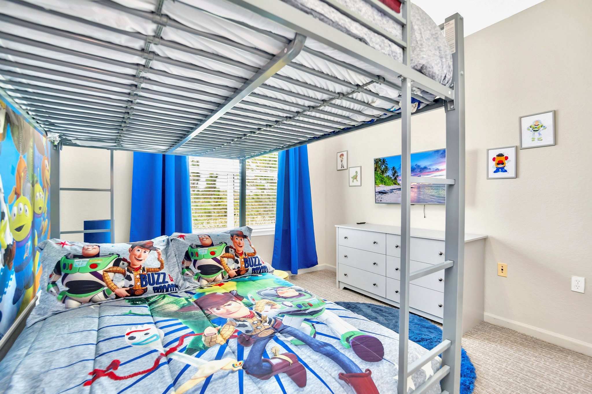 Pet friendly Condo Pool Sauna Near Disney | Photo 25