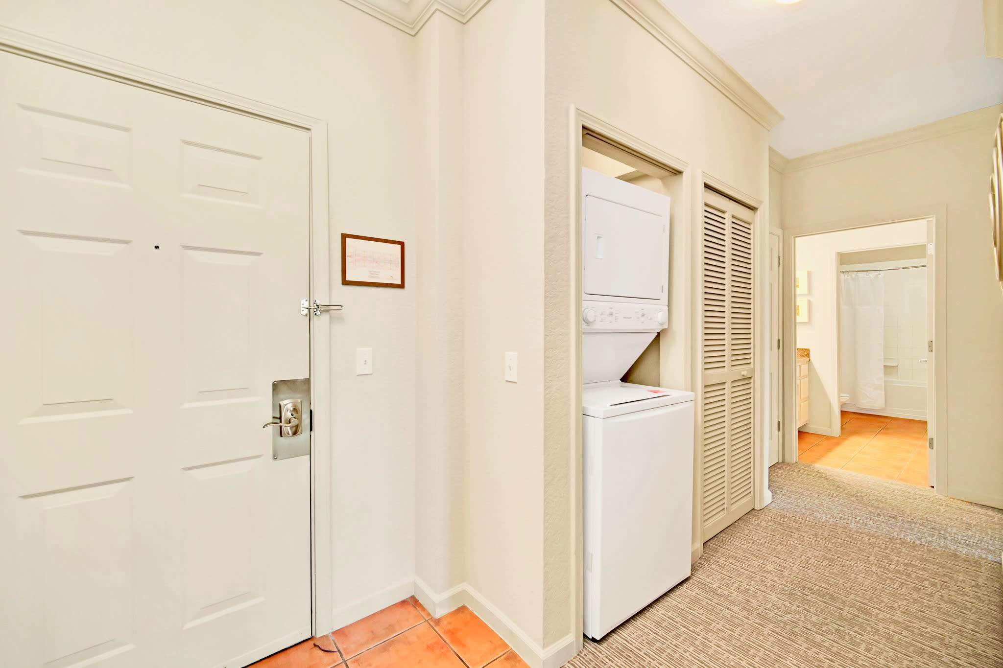 In-suite laundry facilities (washer and dryer)