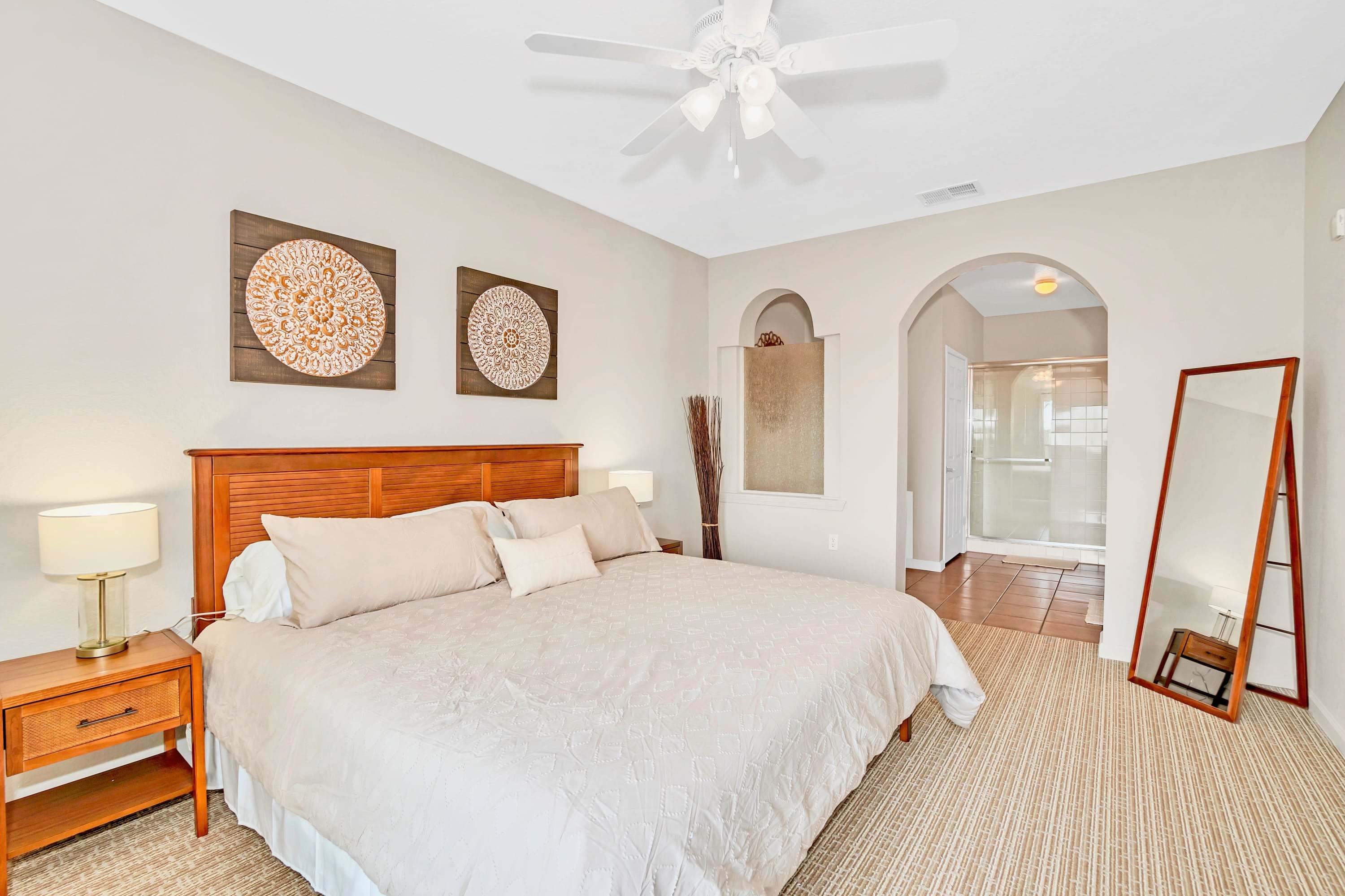 Upstay Condo Near Disney w Pool Sauna 2