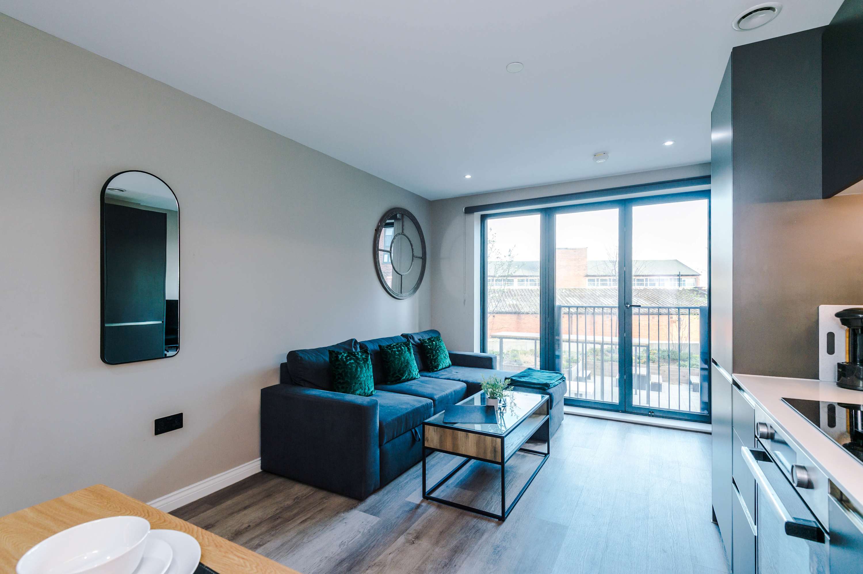 View Stylish City Centre Apartment in Whitehall Road LS12 1FG Stylish City Centre Apartment in Whitehall Road LS12 1FG - Property image 5 - VivreStays
