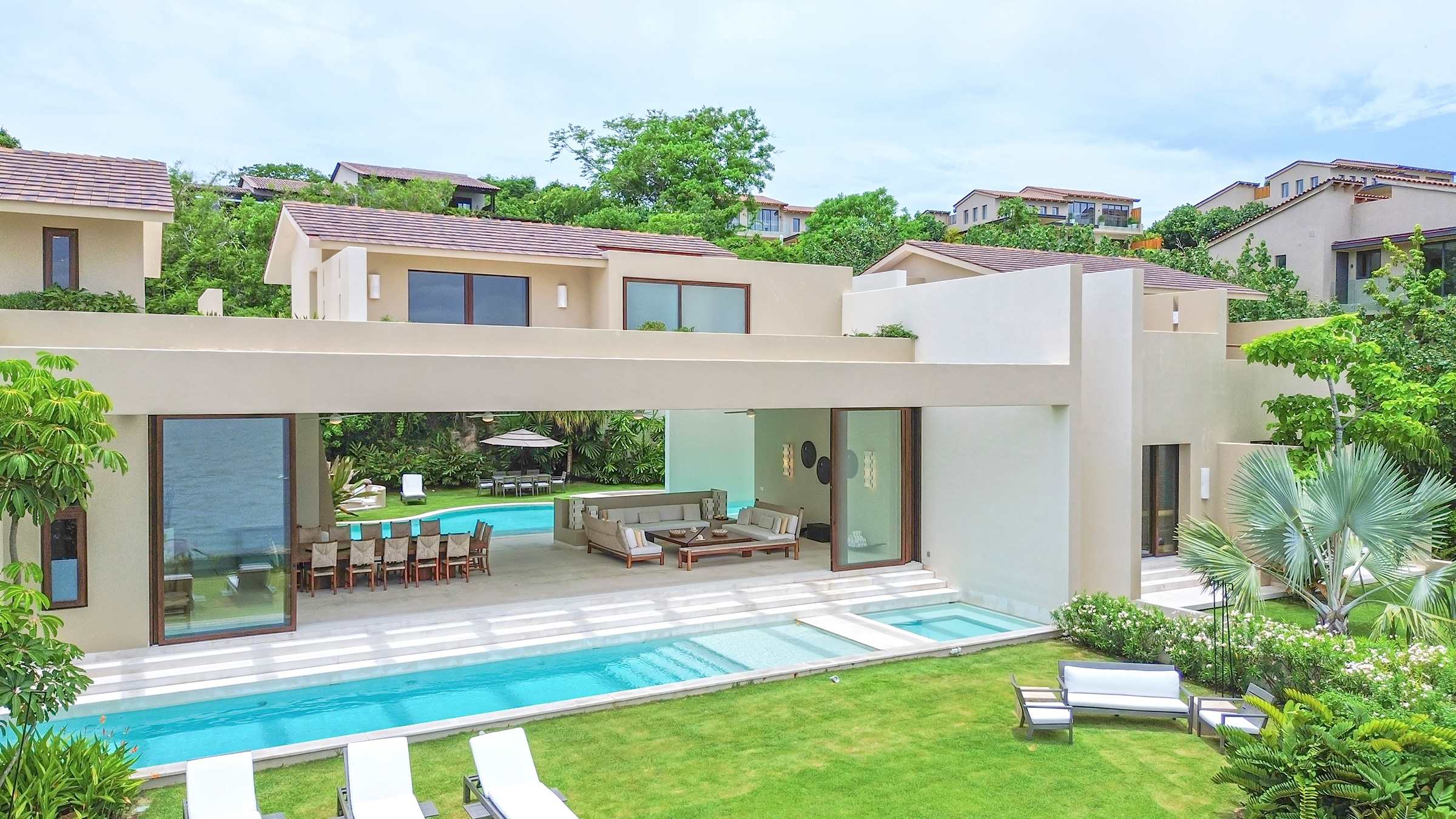 Estate Ikal