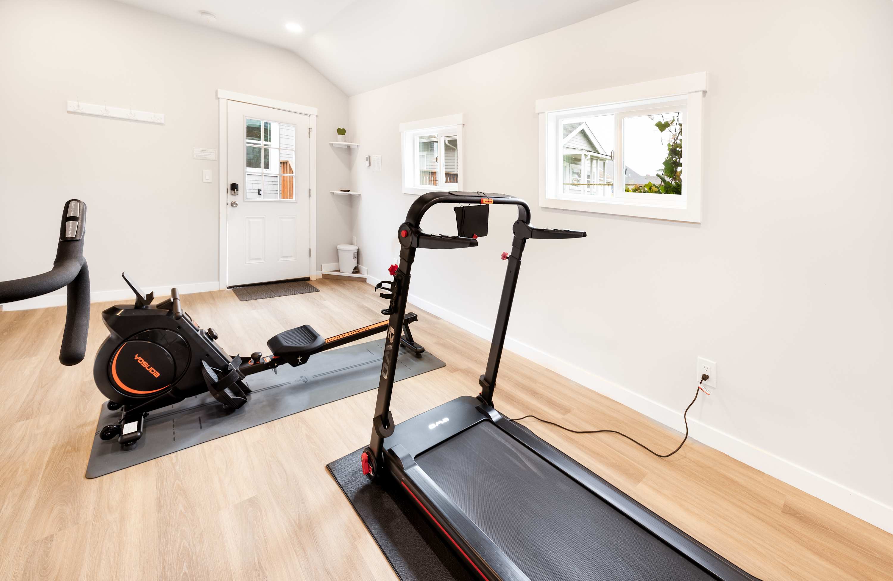 Sunny 3BR Home Near UW & Children Hospital, Gym