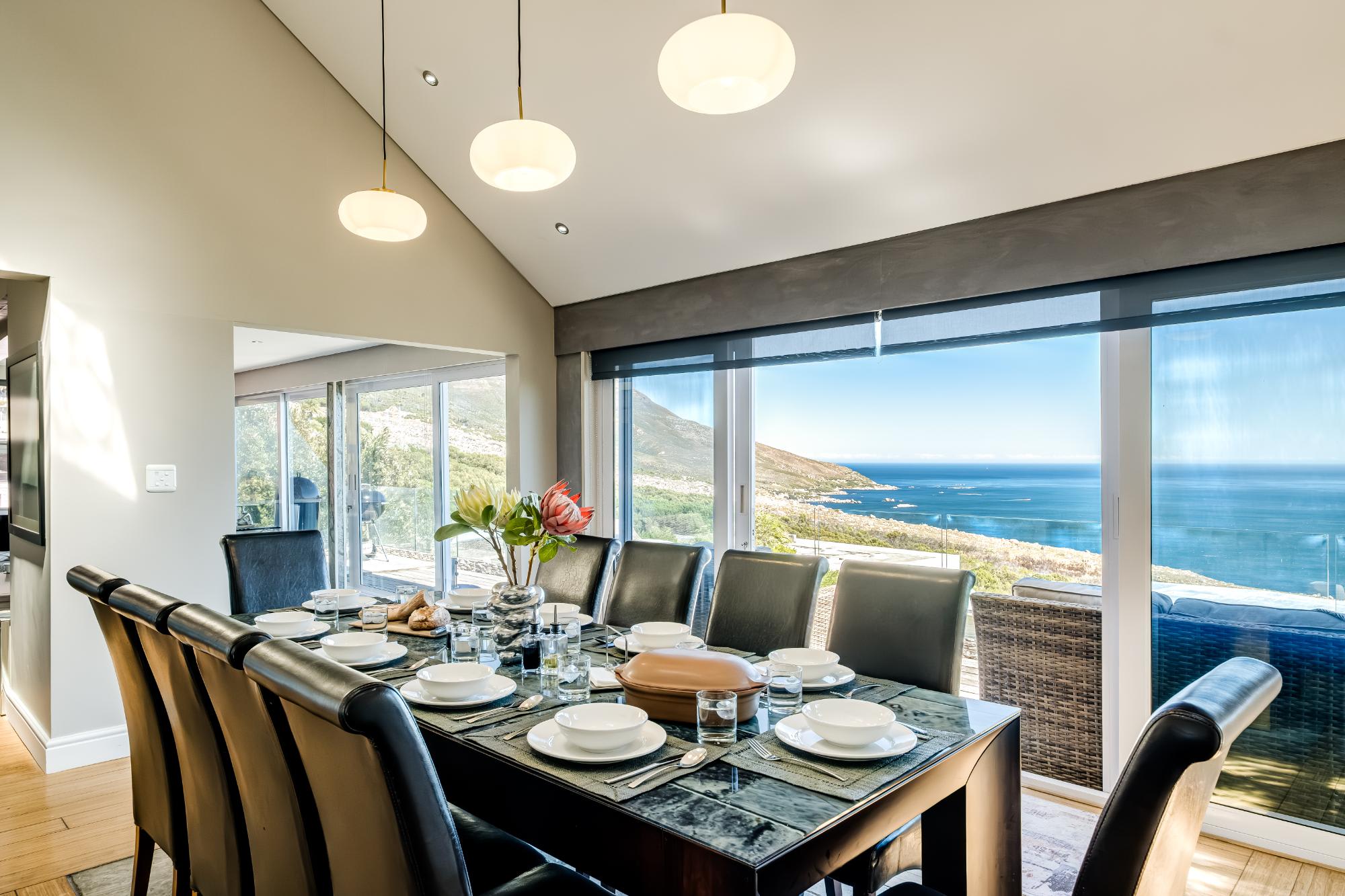 Stylish Camps Bay Home with Sea Views Beleza Villa | Photo 3