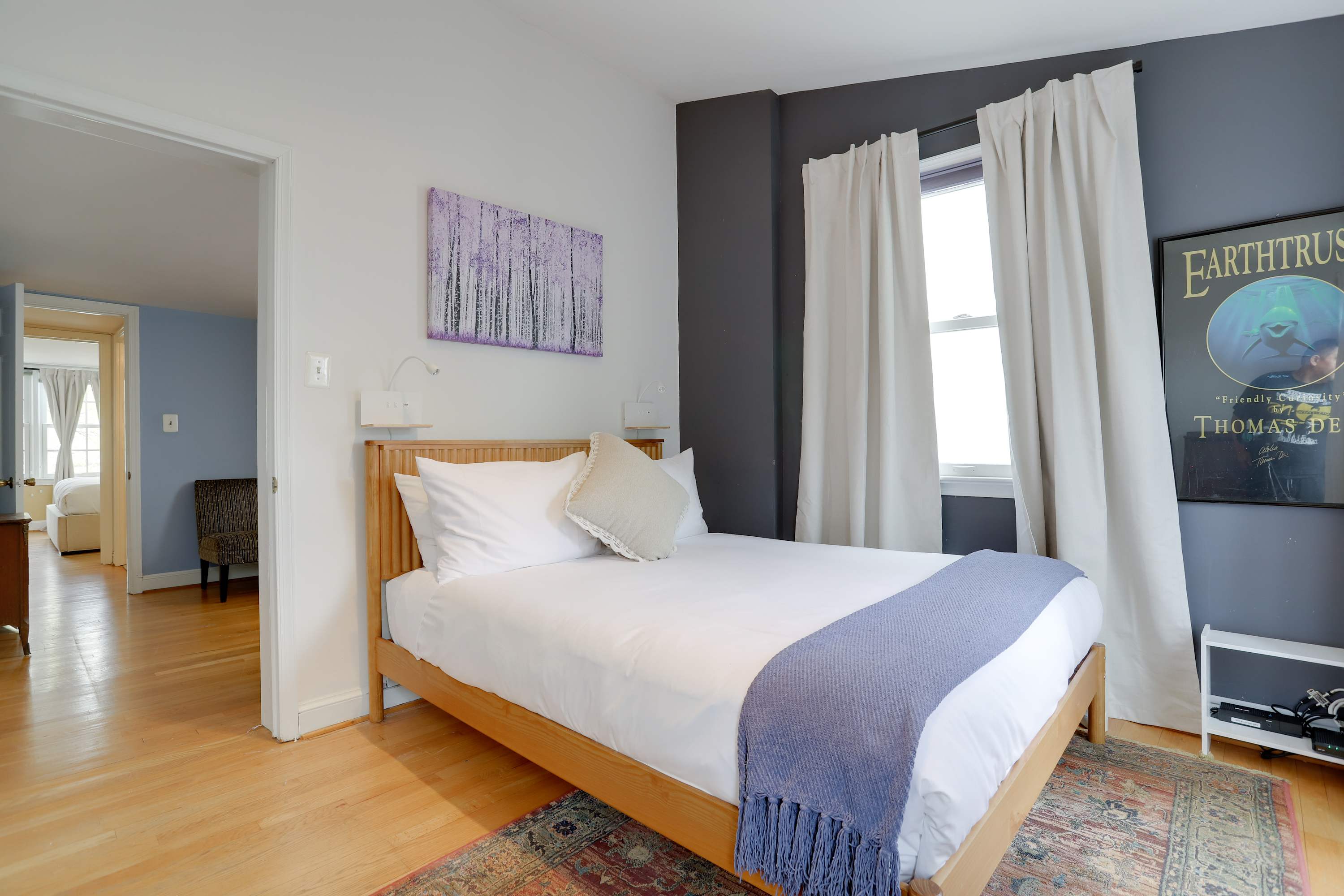 Sojourn Only 8 Blocks to Capitol with Private Patios 5