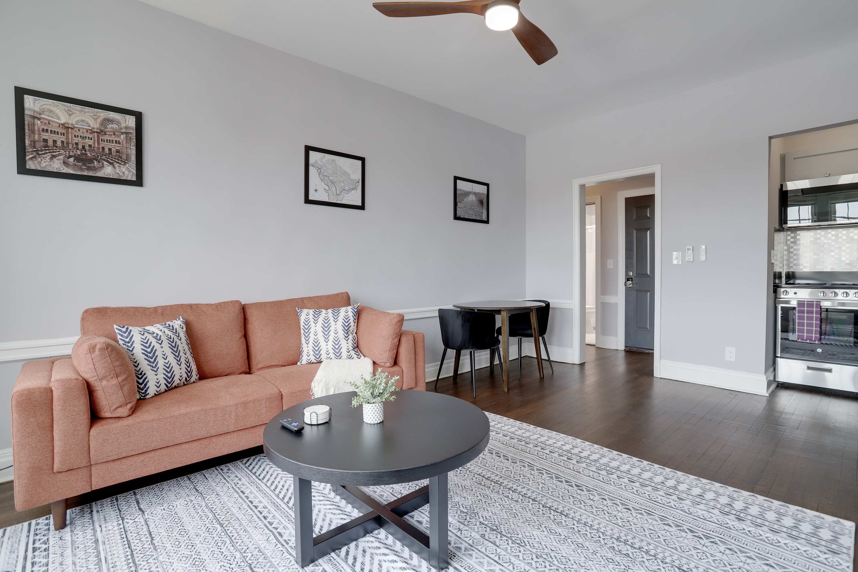 Sojourn Sleek & Stylish Escape — District of Columbia, DC — vacation rental