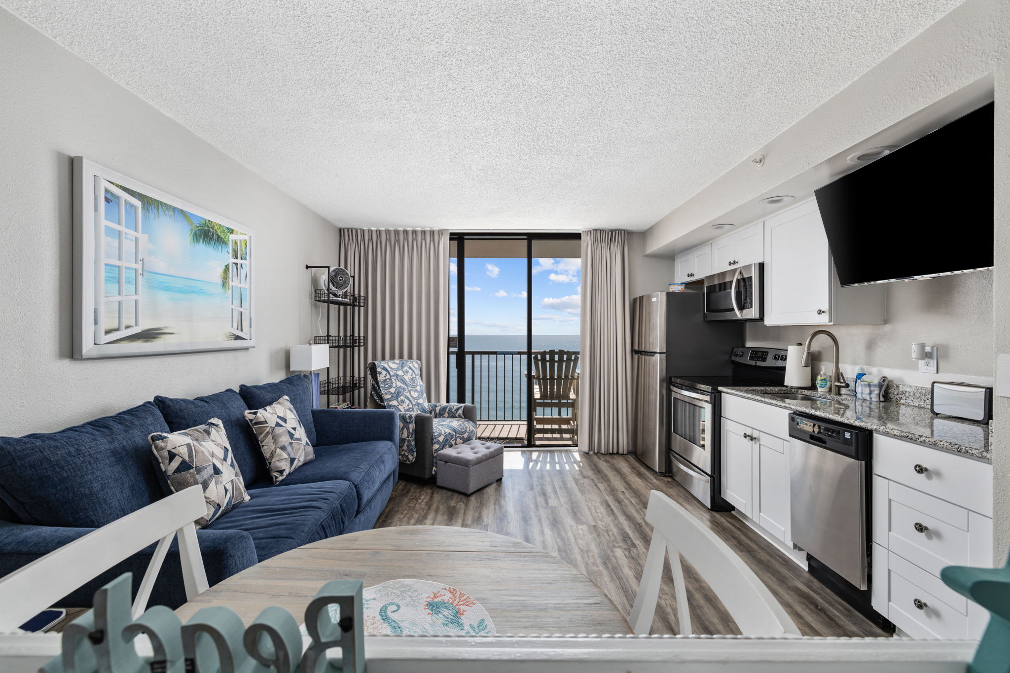 Cozy Oceanfront Condo, Pool,M124 — Myrtle Beach, SC — vacation rental