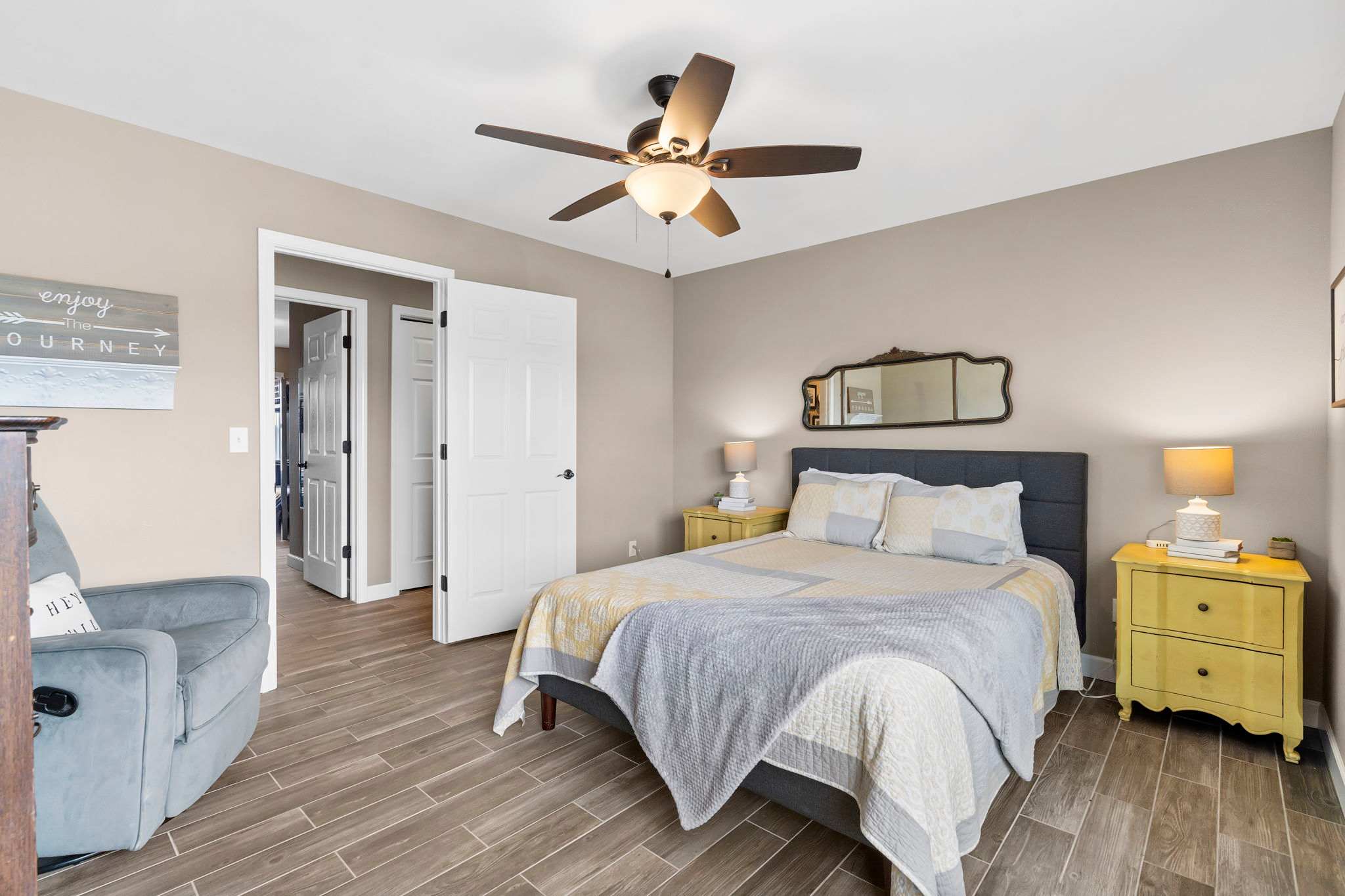 Queen Bed