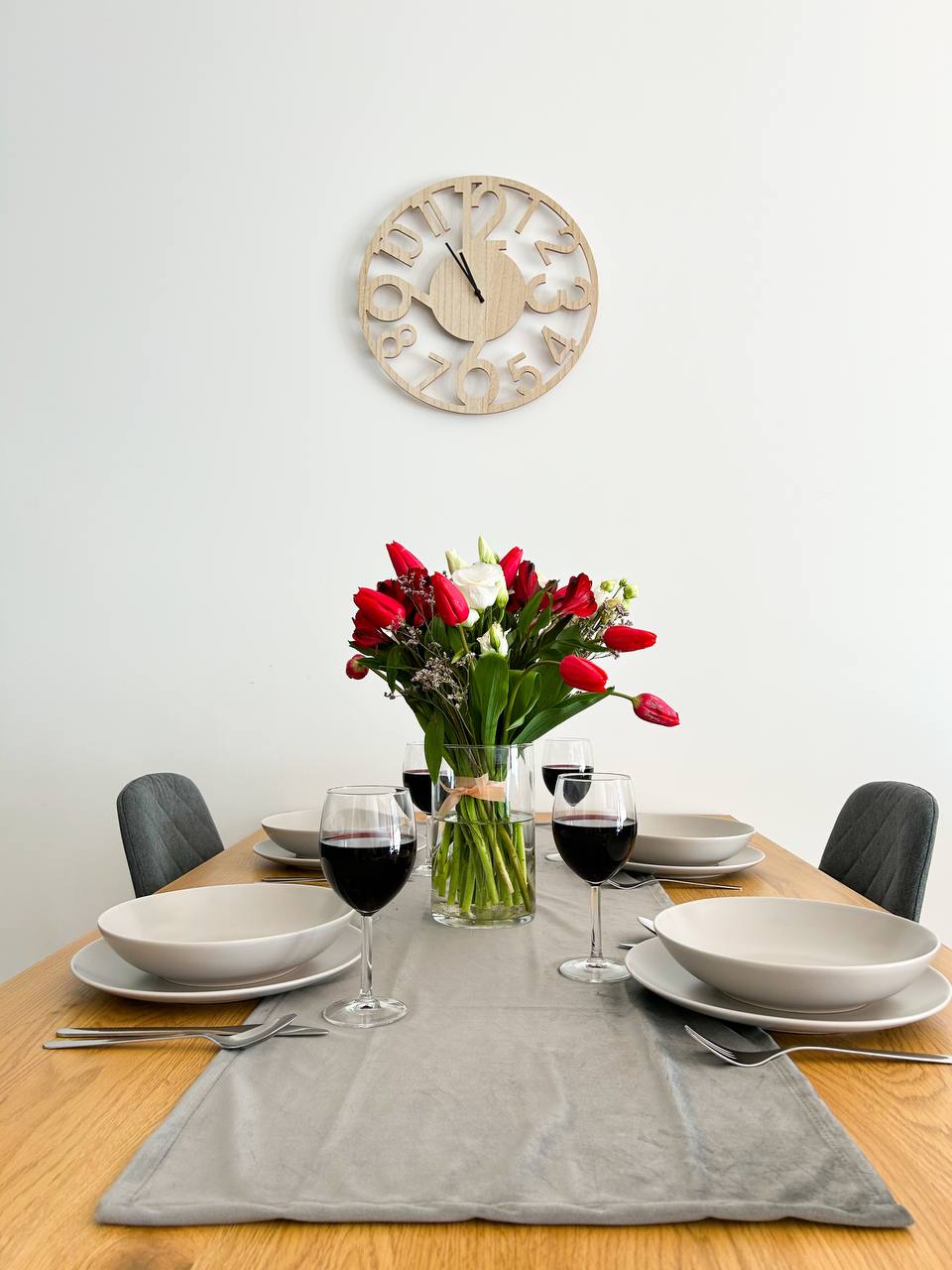 Lumina stylish 3-room apart near Atlas Arena