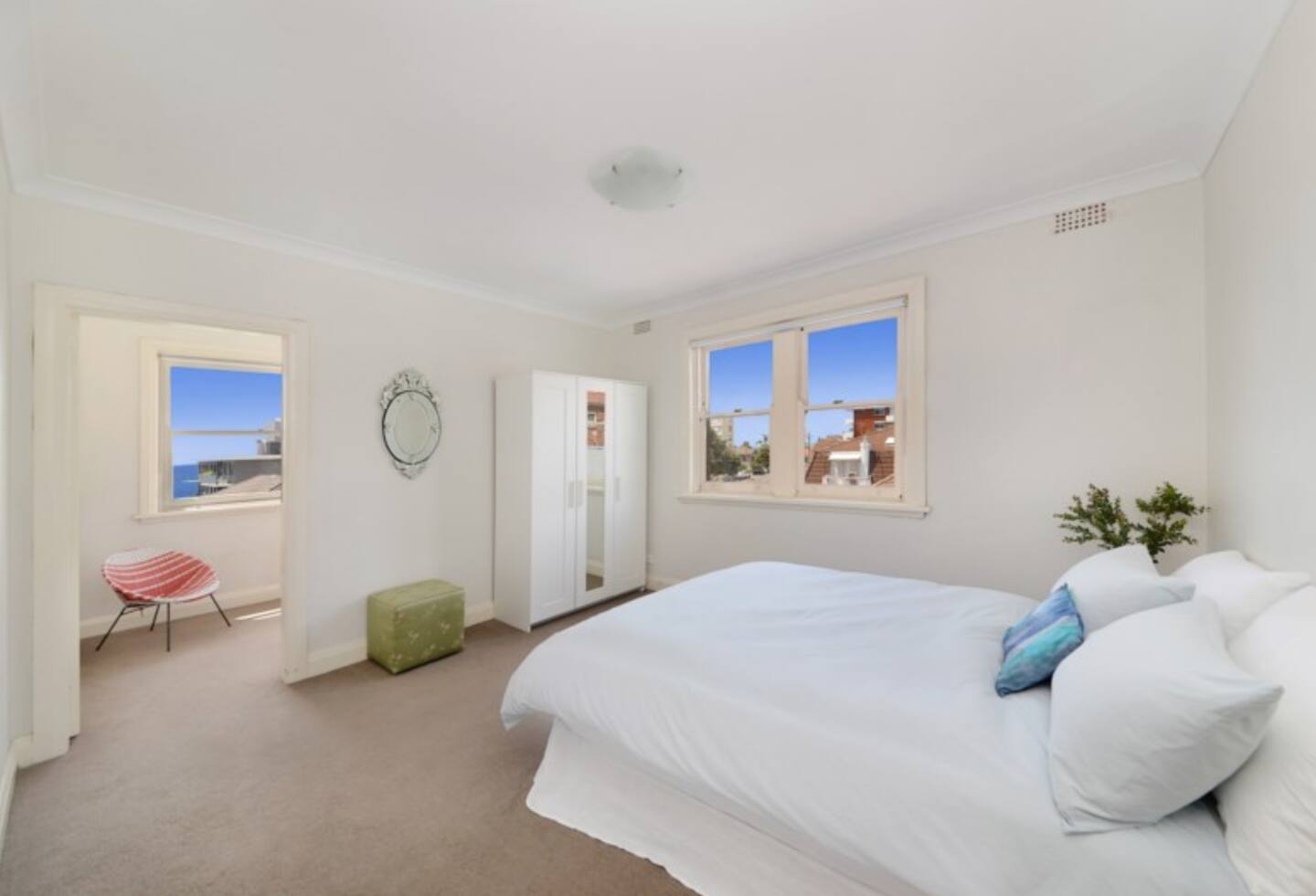 Ocean views, Light-filled Bondi Beach Apartment