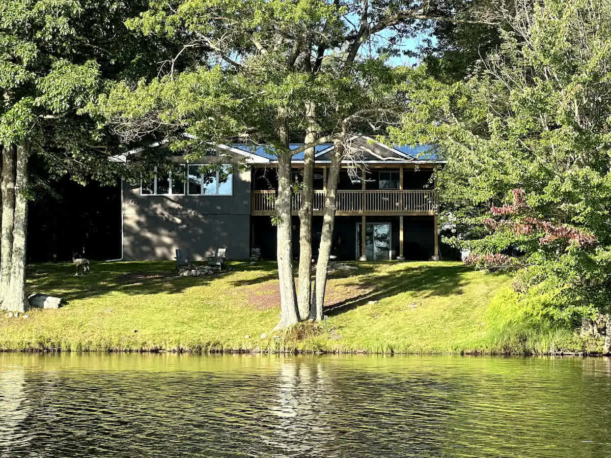 Timber Shores Retreat (Poconos)
