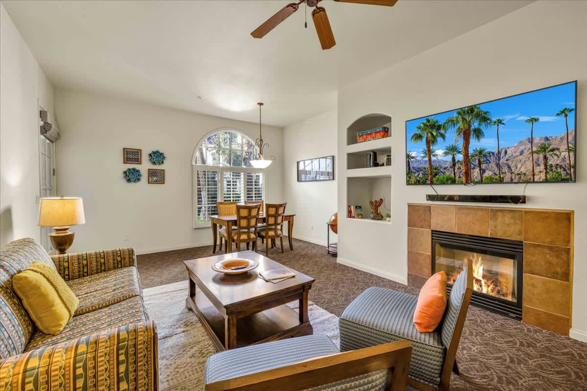 Ground Floor 2BR Legacy Villa - Photo 2