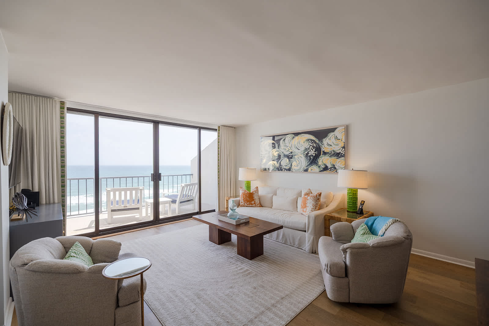 Top Floor Station One Suite — Wrightsville Beach, NC — vacation rental