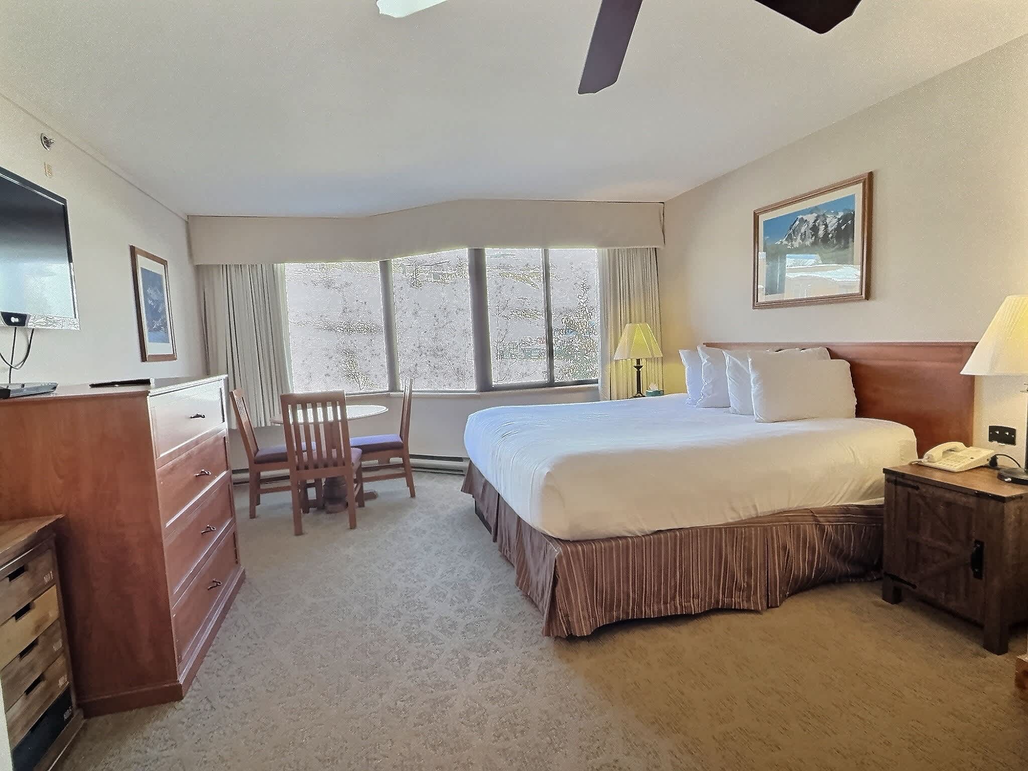 Top Floor Studio: Pool, Hot Tub, Steam Room — Crested Butte, CO — vacation rental