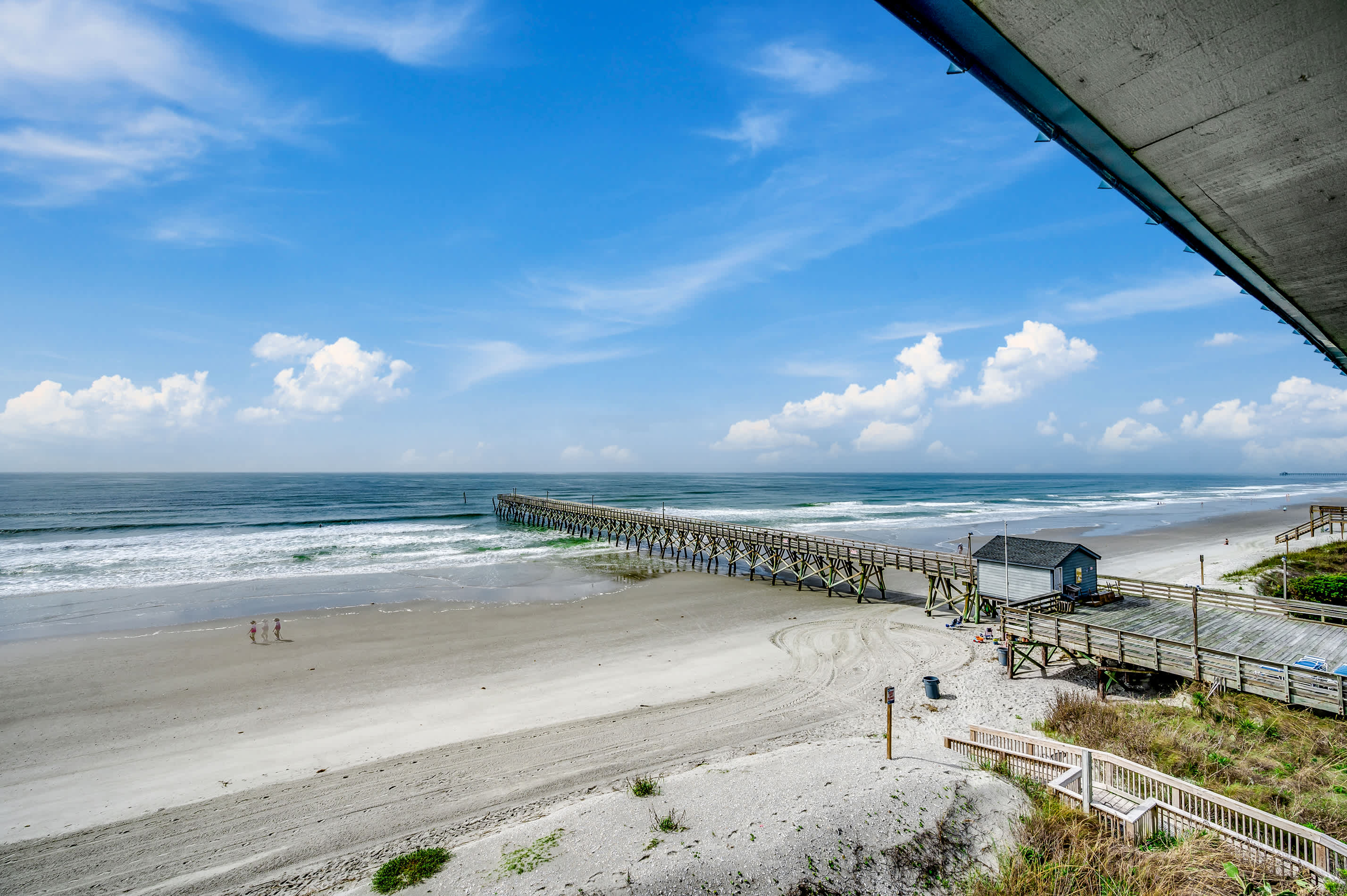 Drifty Daze Oceanfront Suite w Pool