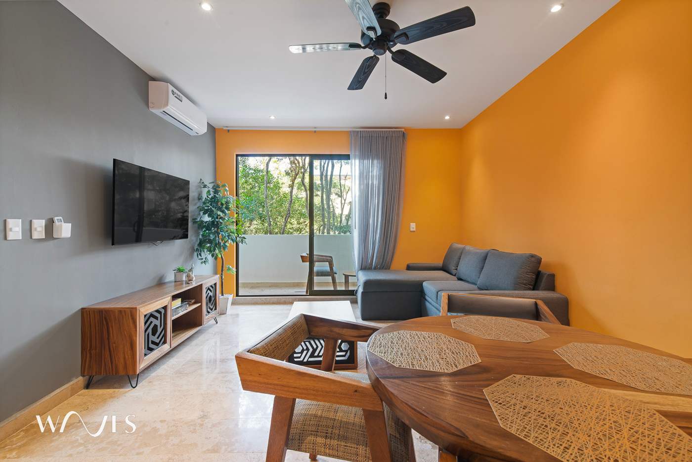 1 Br. | LX Amenities | Prime Location