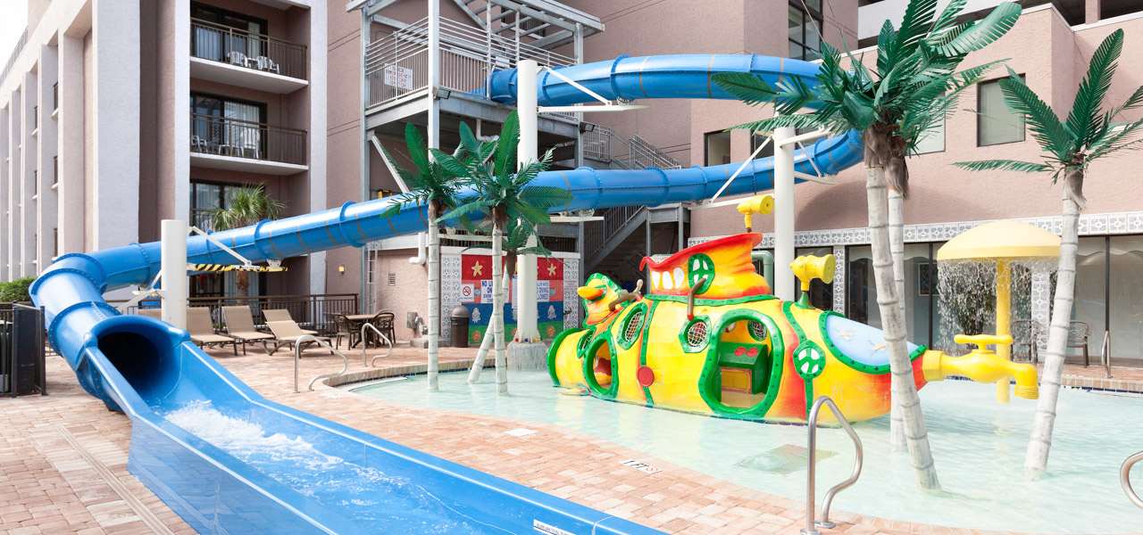 Tropical Suite at Oceanfront Resort w Lazy River