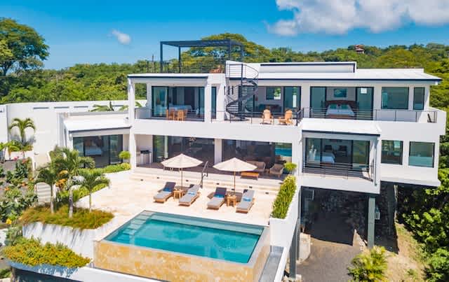 Infinity Pool Haven, Ocean Views & Concierge — Playa Potrero, Guanacaste Province — vacation rental