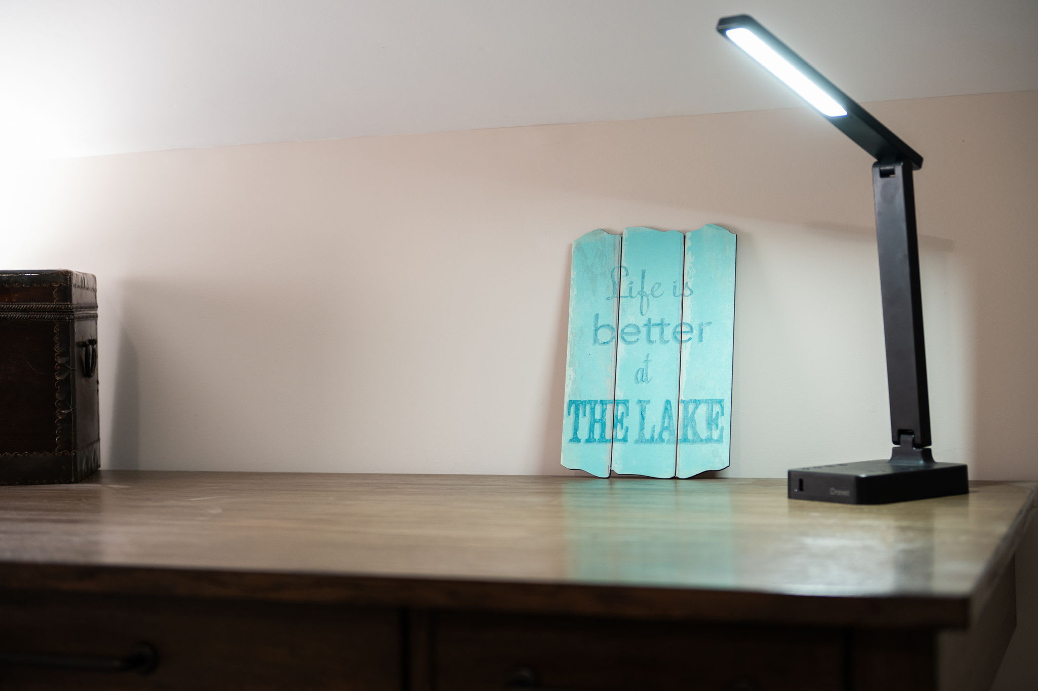 Work Light, Lake Life
A cozy little desk setup with soft lighting and lake-themed charm, perfect for catching up or journaling.