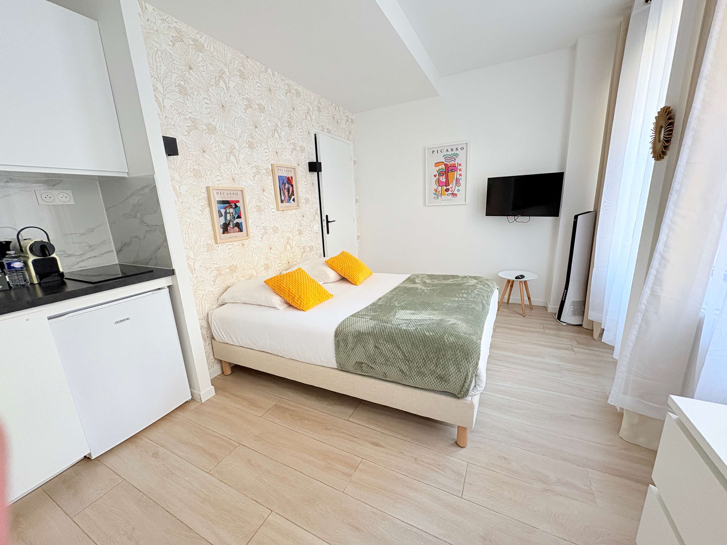 Moret Art Flats Studio DA — Paris, Île-de-France — vacation rental