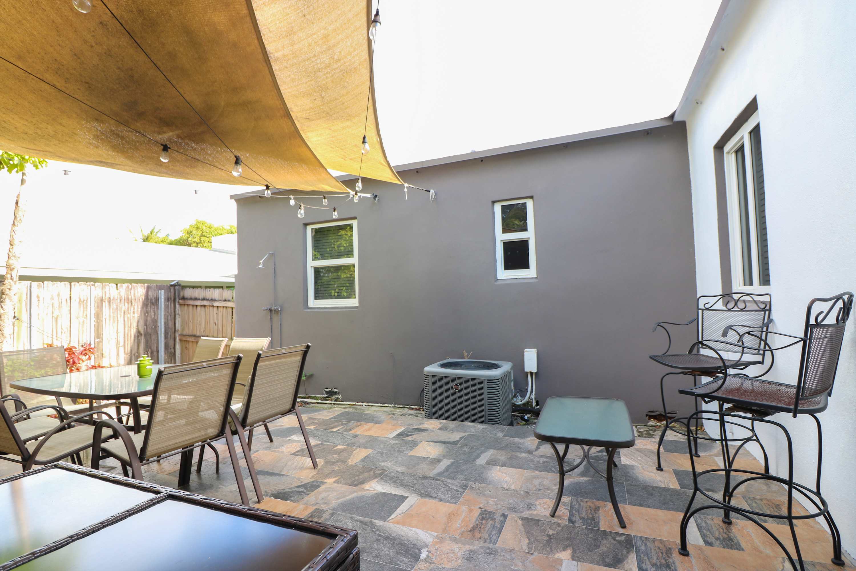 Rustic Modern Miami Villa, Private Patio and BBQ - Picture 34