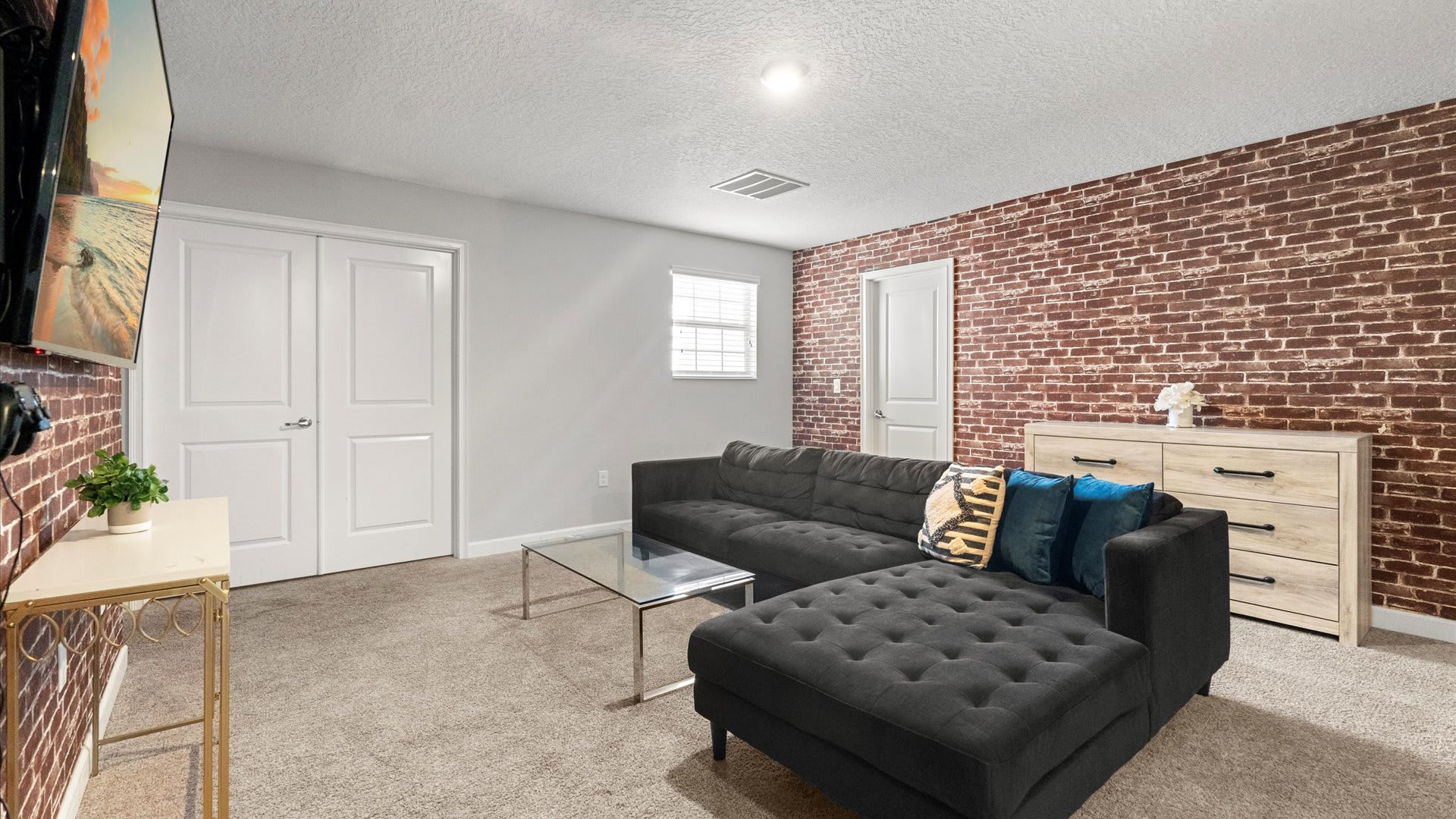 Upstairs TV Lounge Area