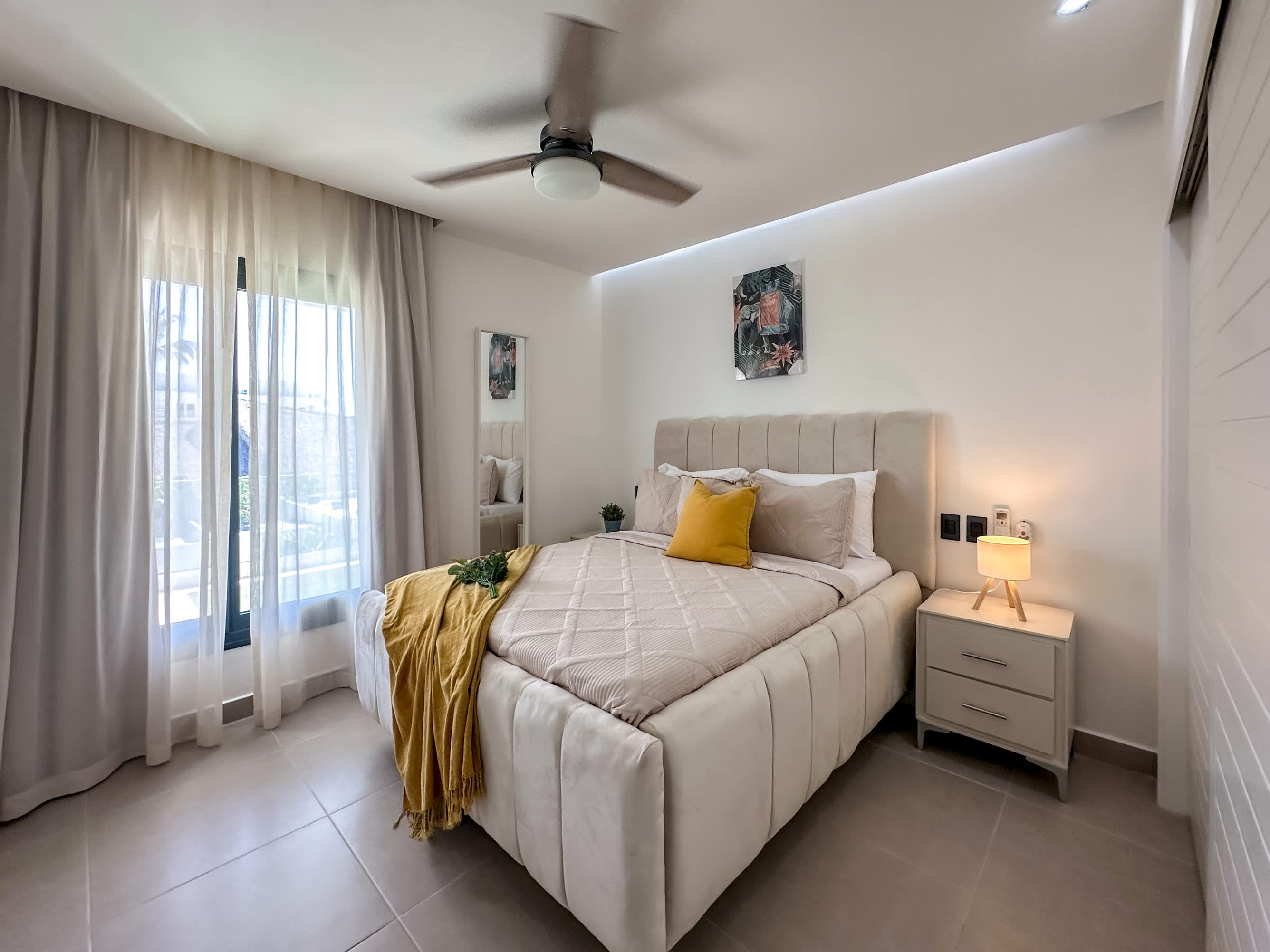 Beautiful new condo with Picuzzi