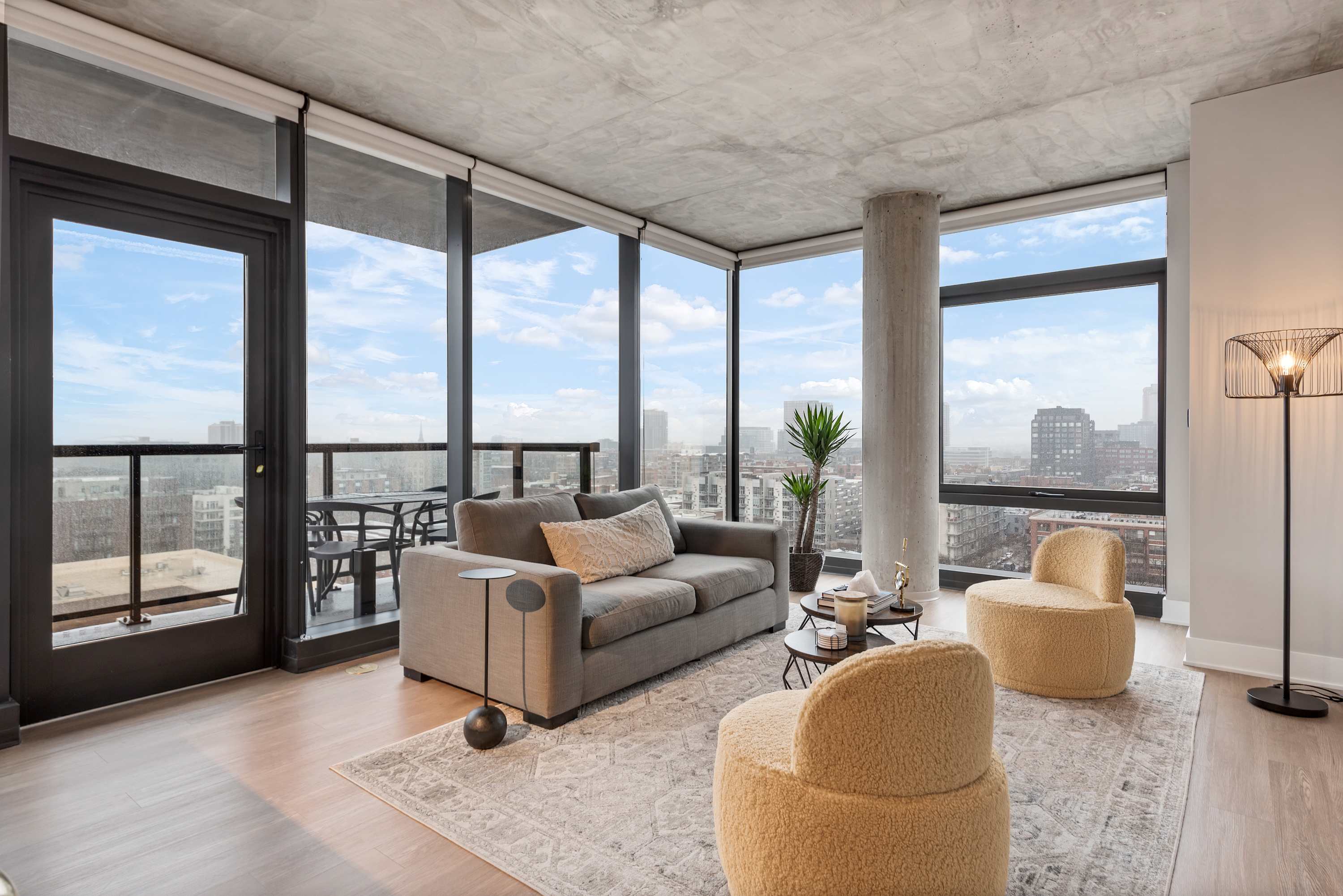 West Loop 2br, Walk To Top Restaurants, Sleeps 5 - Chicago, IL