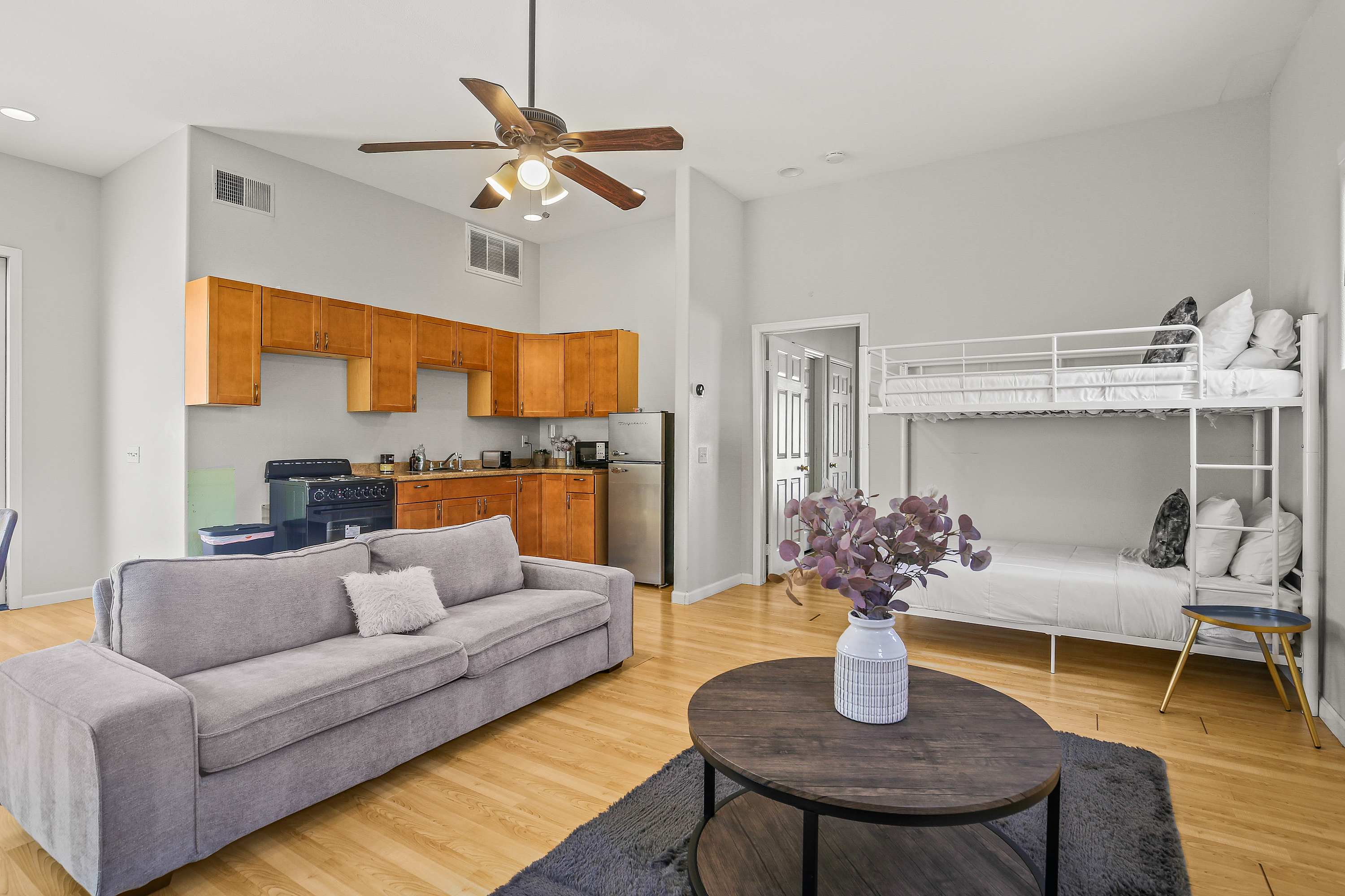 1 BR Large Desert ADU Retreat 6