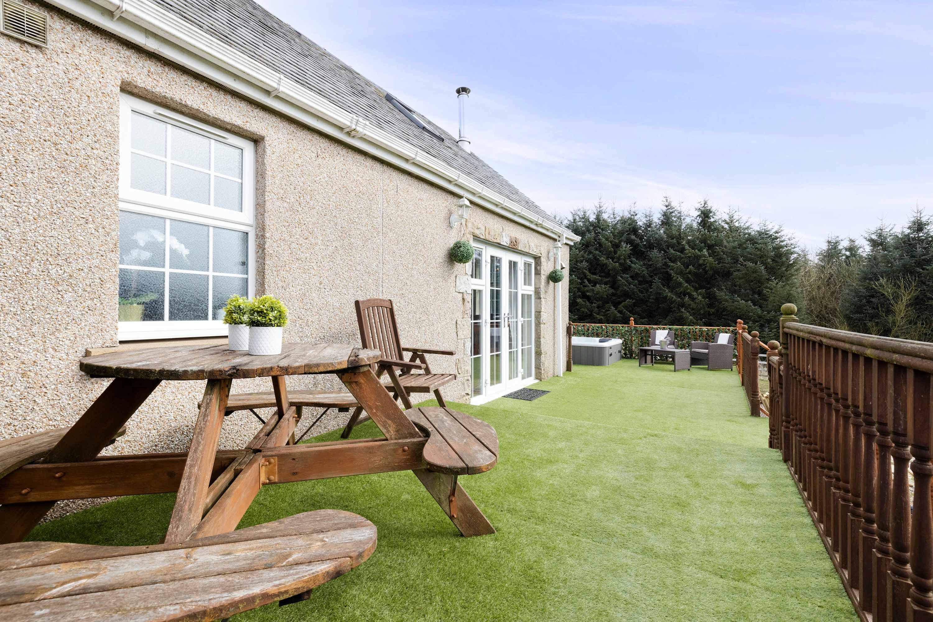 Cottage Outdoor Space
