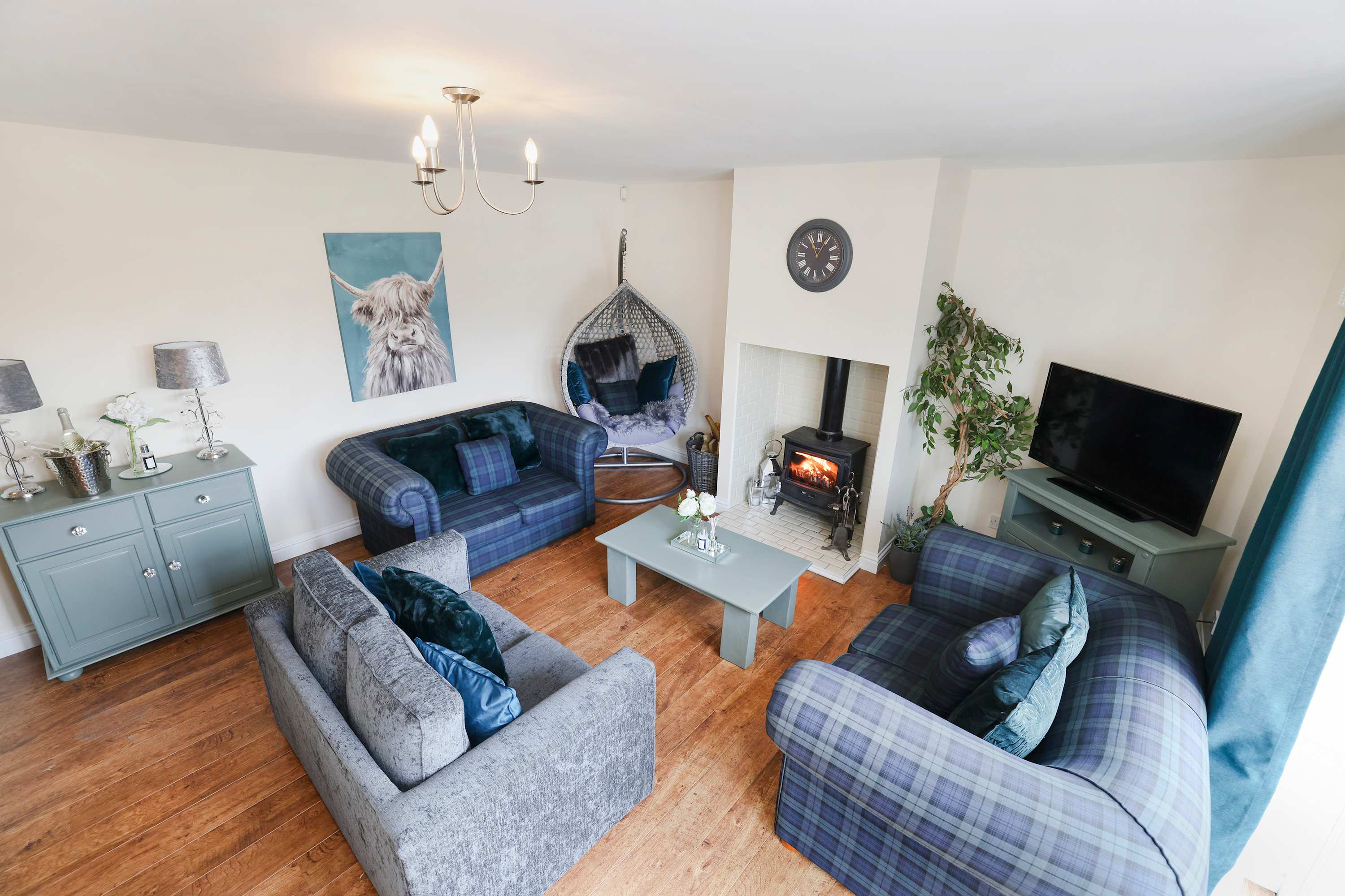 Lodge Living room