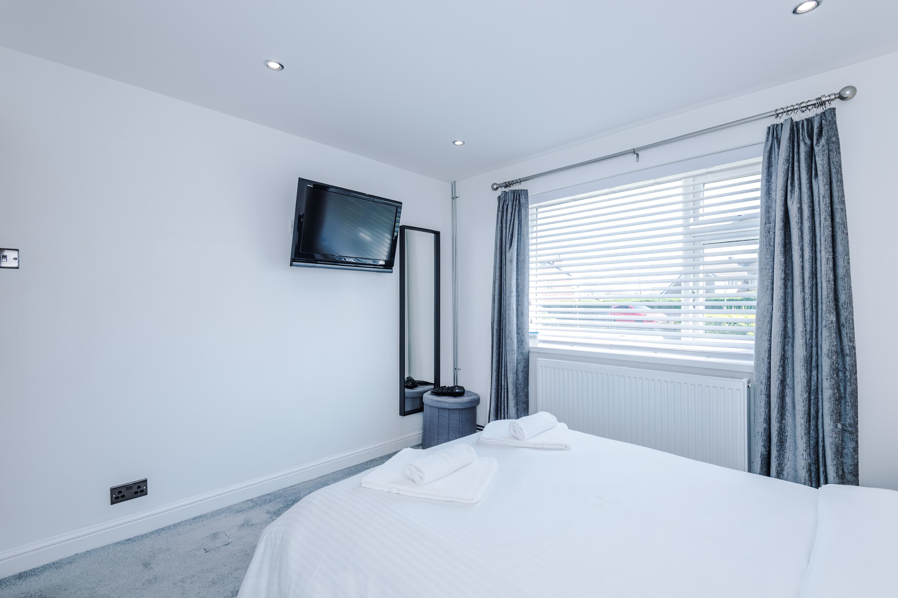 View Cosy 1BR Apt in Manchester with Free Parking in Cross Street M45 7RA Cosy 1BR Apt in Manchester with Free Parking in Cross Street M45 7RA - Property image 9 - VivreStays