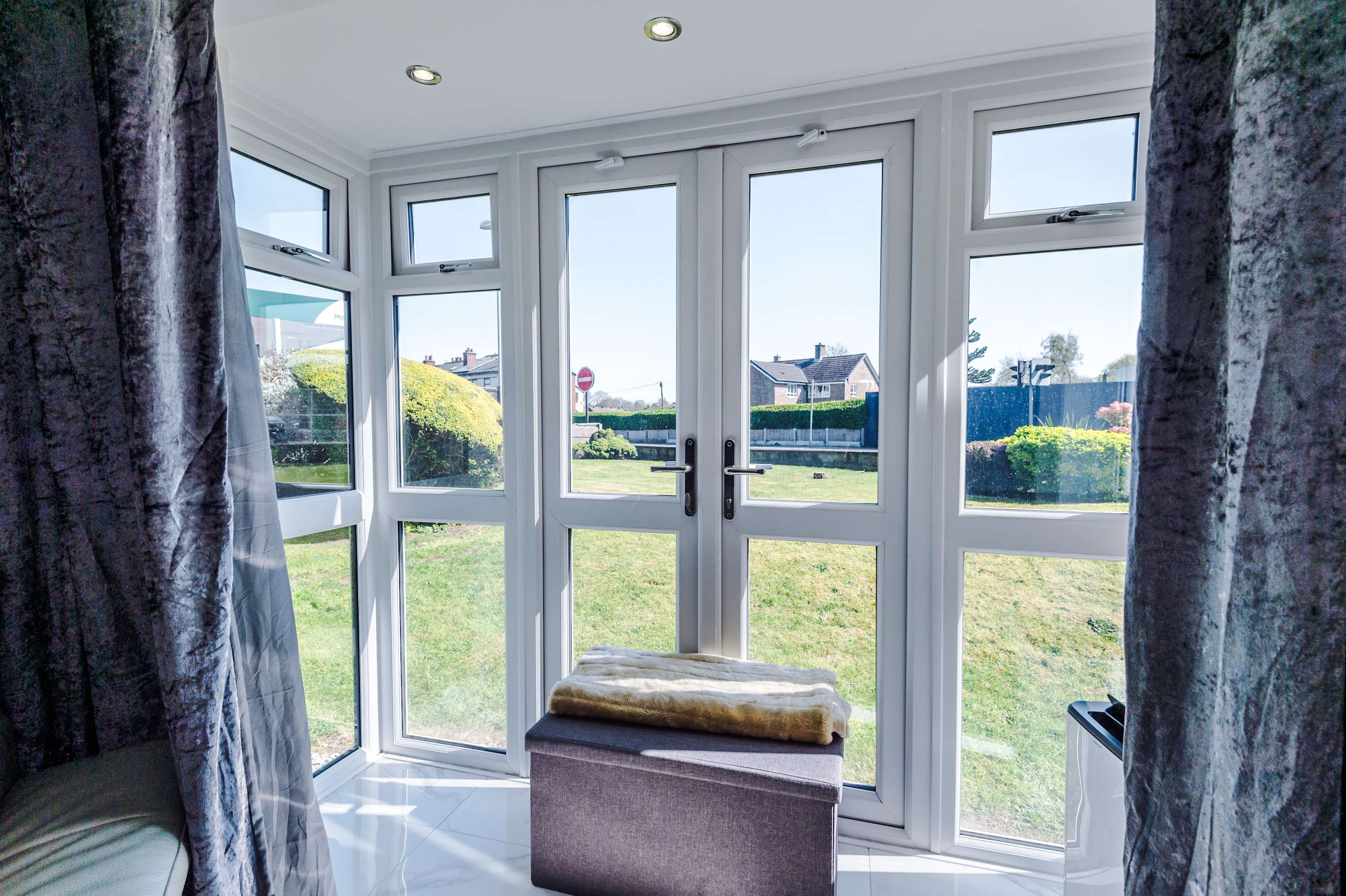 View Cosy 1BR Apt in Manchester with Free Parking in Cross Street M45 7RA Cosy 1BR Apt in Manchester with Free Parking in Cross Street M45 7RA - Property image 13 - VivreStays