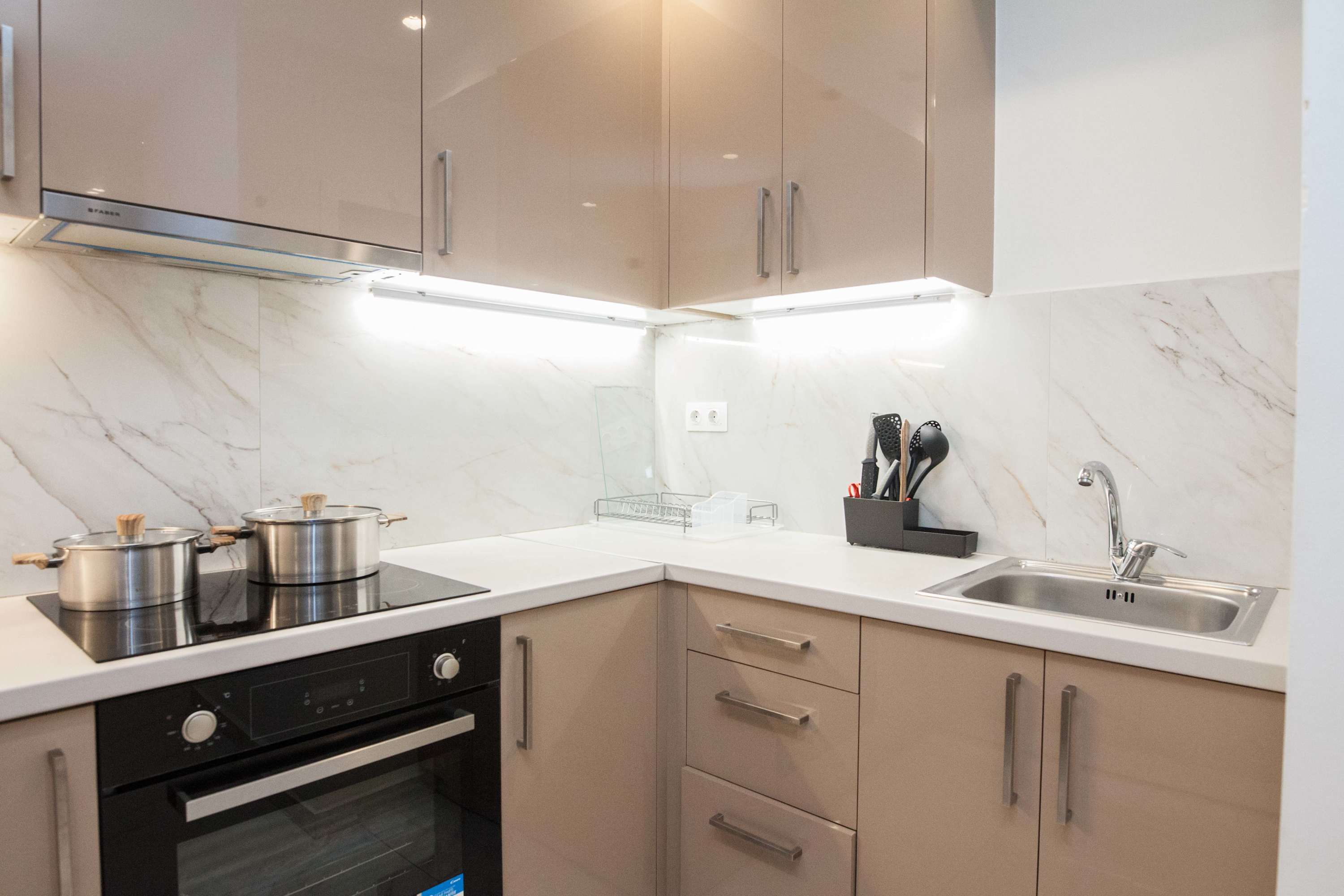 Pagrati Premium Living 2 Bd House with Balcony in Athens — photo 5