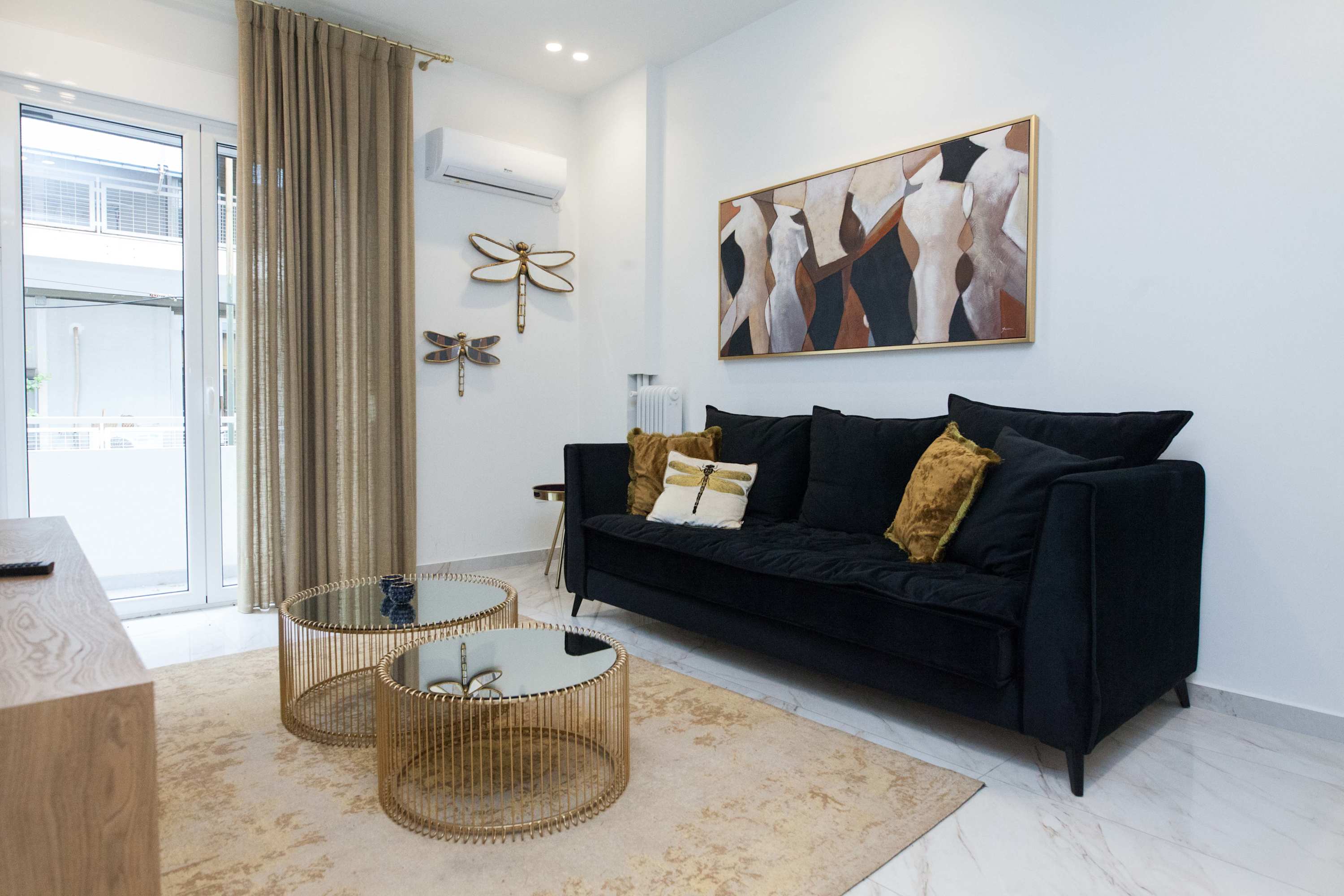 Pagrati Premium Living 2 Bd House with Balcony — holiday rental in Athens