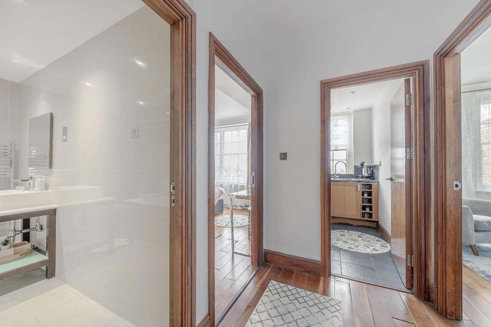 View Fantastic 1 Bedroom Apartment Just Off Marble Arch in Edgware Road 140 W2 2RD Fantastic 1 Bedroom Apartment Just Off Marble Arch in Edgware Road 140 W2 2RD - Property image 15 - VivreStays