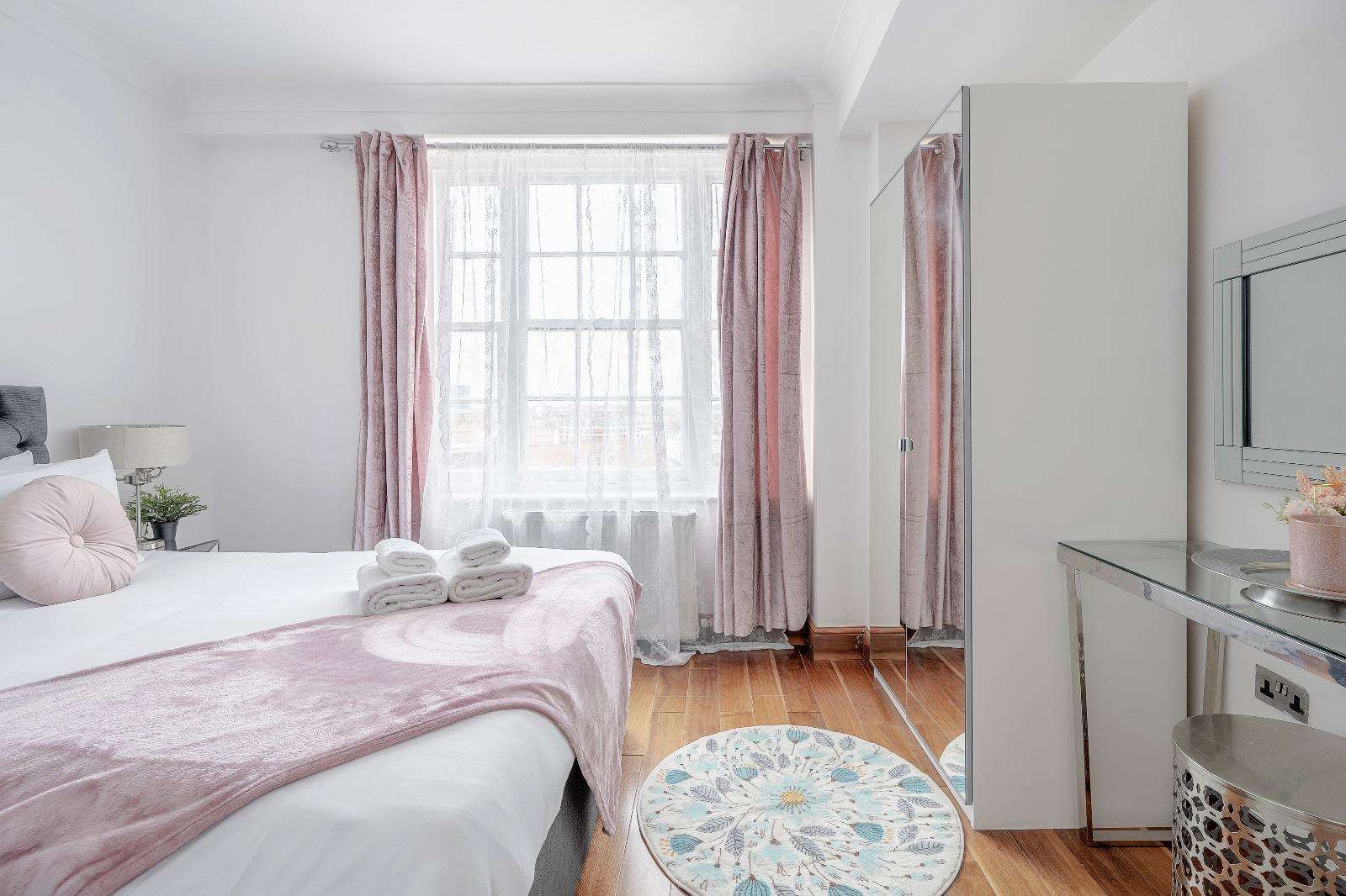 View Fantastic 1 Bedroom Apartment Just Off Marble Arch in Edgware Road 140 W2 2RD Fantastic 1 Bedroom Apartment Just Off Marble Arch in Edgware Road 140 W2 2RD - Property image 5 - VivreStays