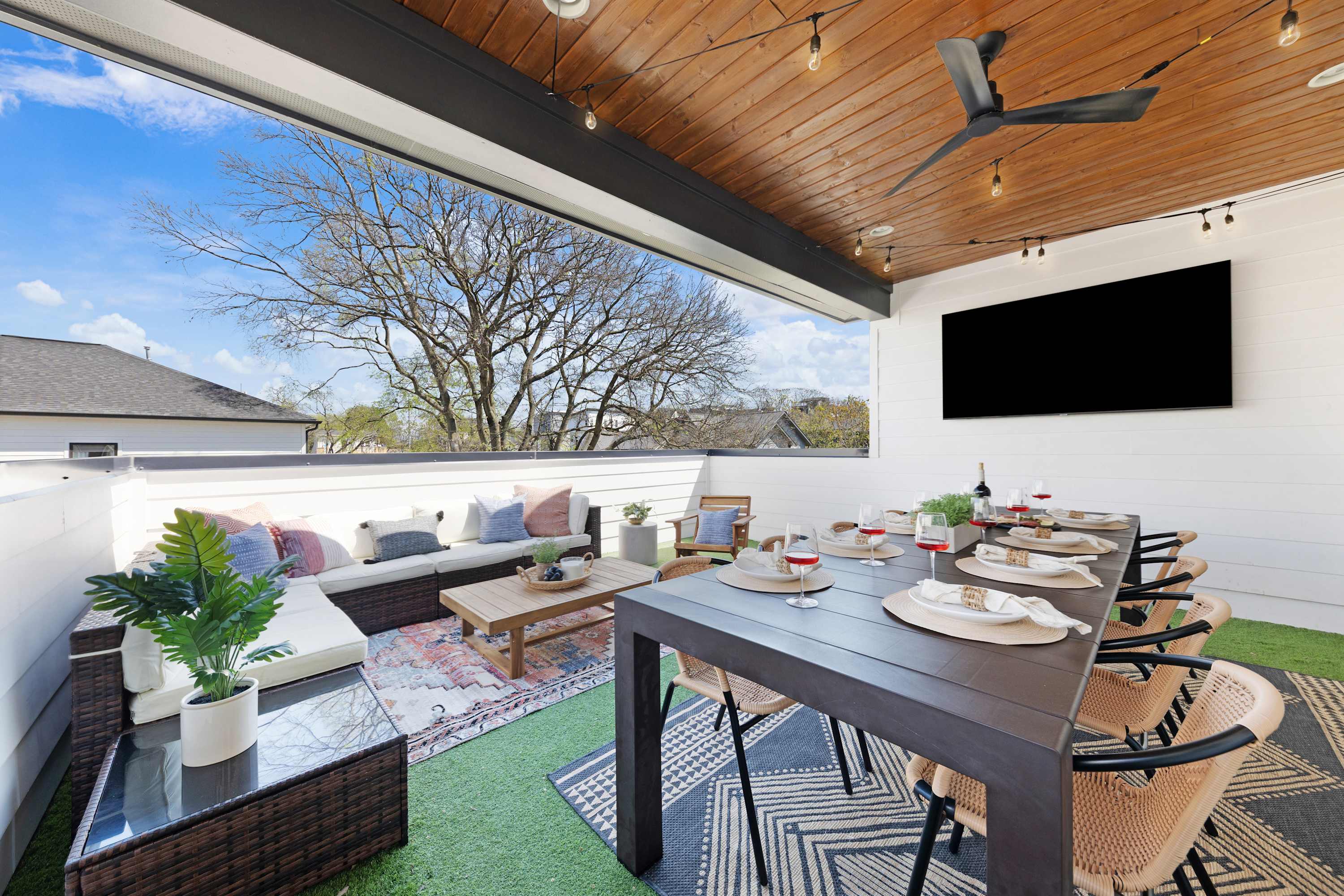 The Willie • Speakeasy Game Room + Rooftop — Nashville, TN — vacation rental