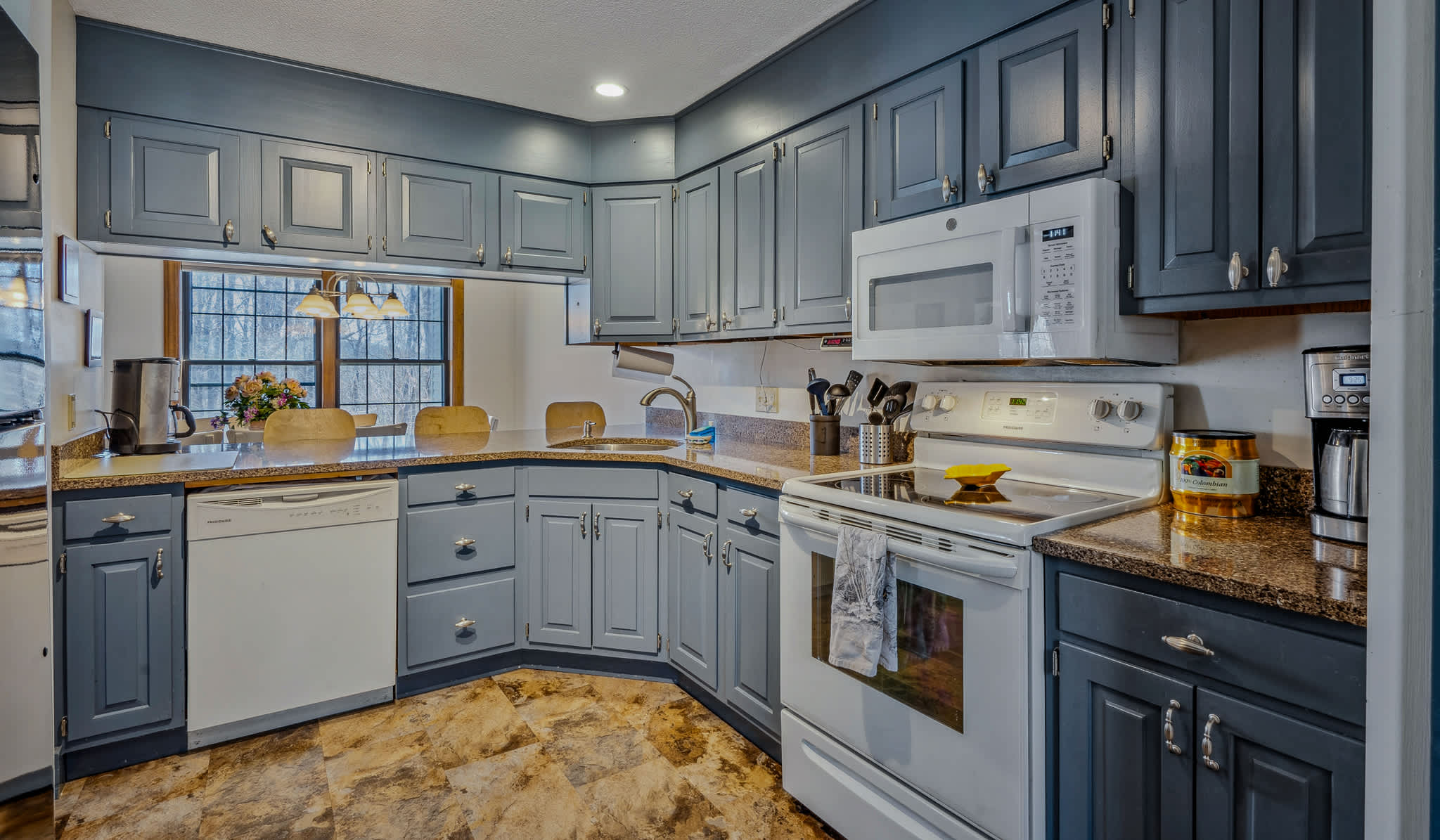 Fireplace, Game Room, Corner Condo | Sugar Hill 3E