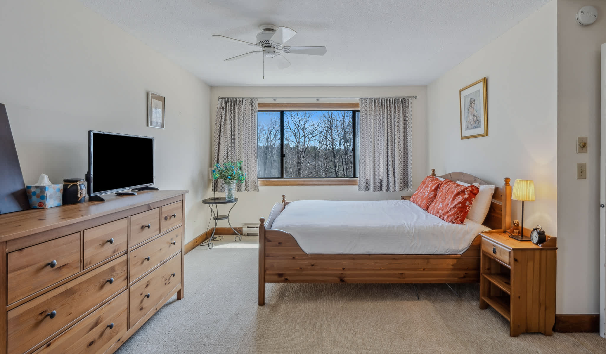 Fireplace, Game Room, Corner Condo | Sugar Hill 3E