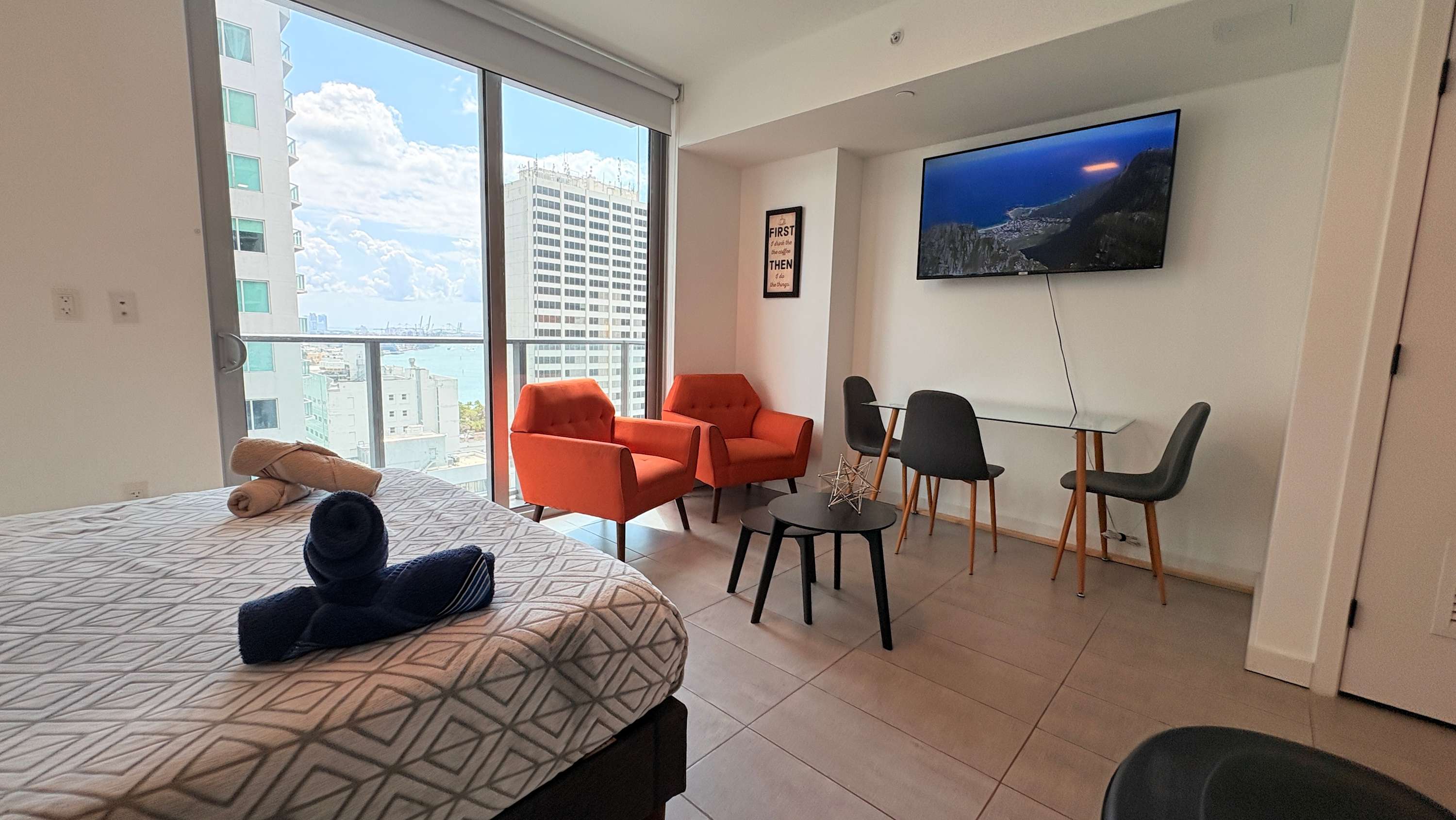 Downtown Miami Studio with Bay & Skyline Views - Foto 6