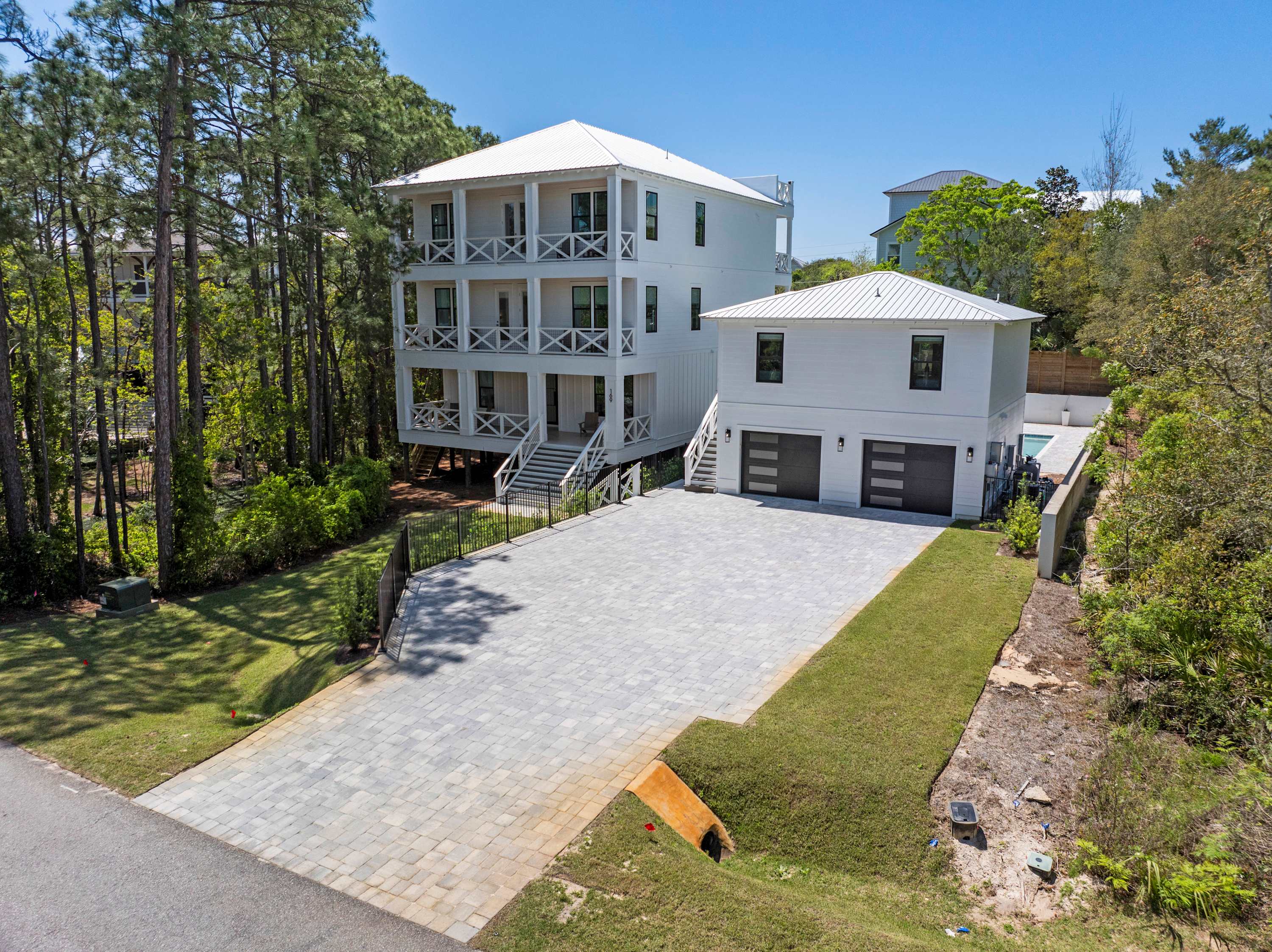 Waterfront, Pool, Rooftop Deck - The White Lotus