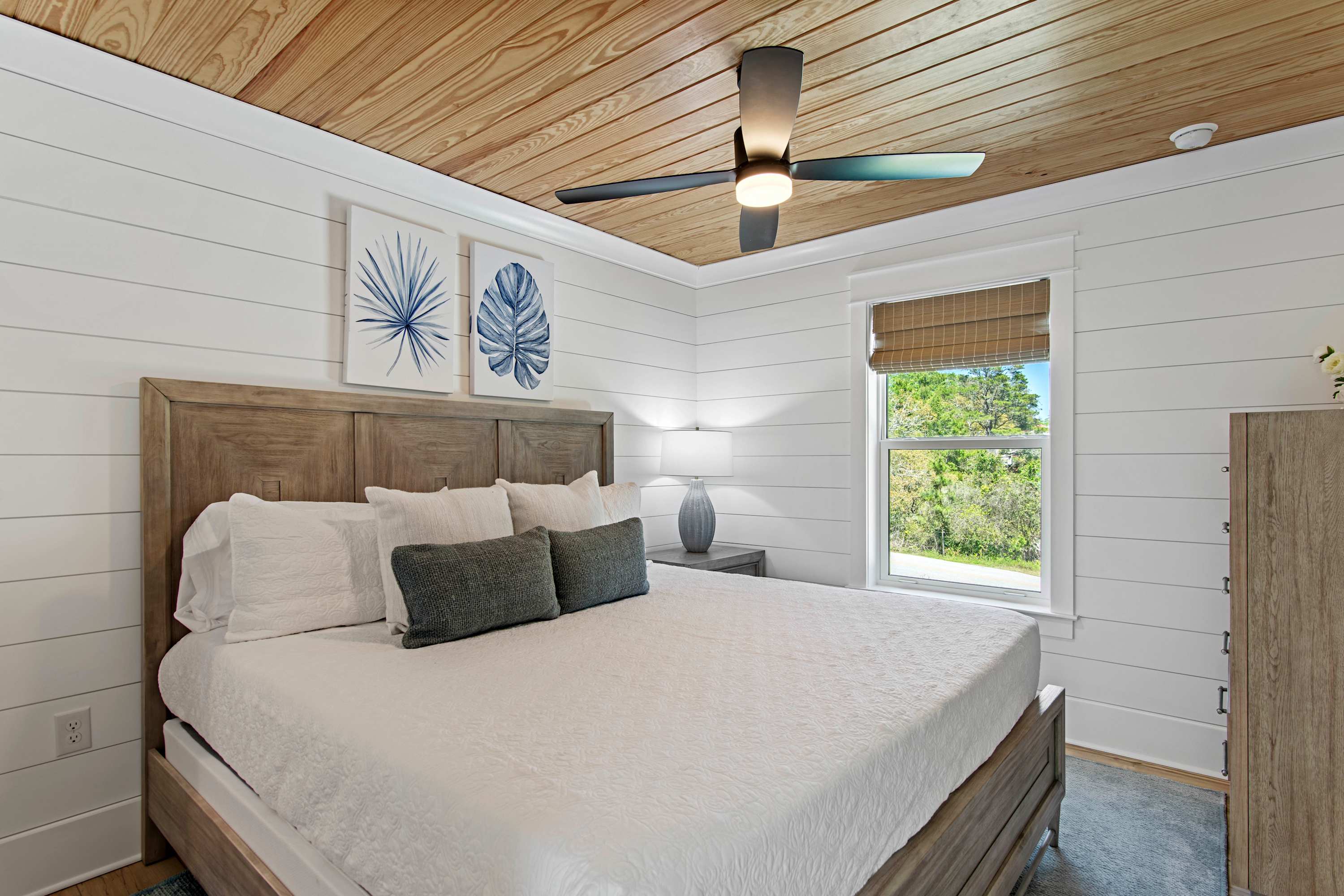Waterfront, Pool, Rooftop Deck - The White Lotus