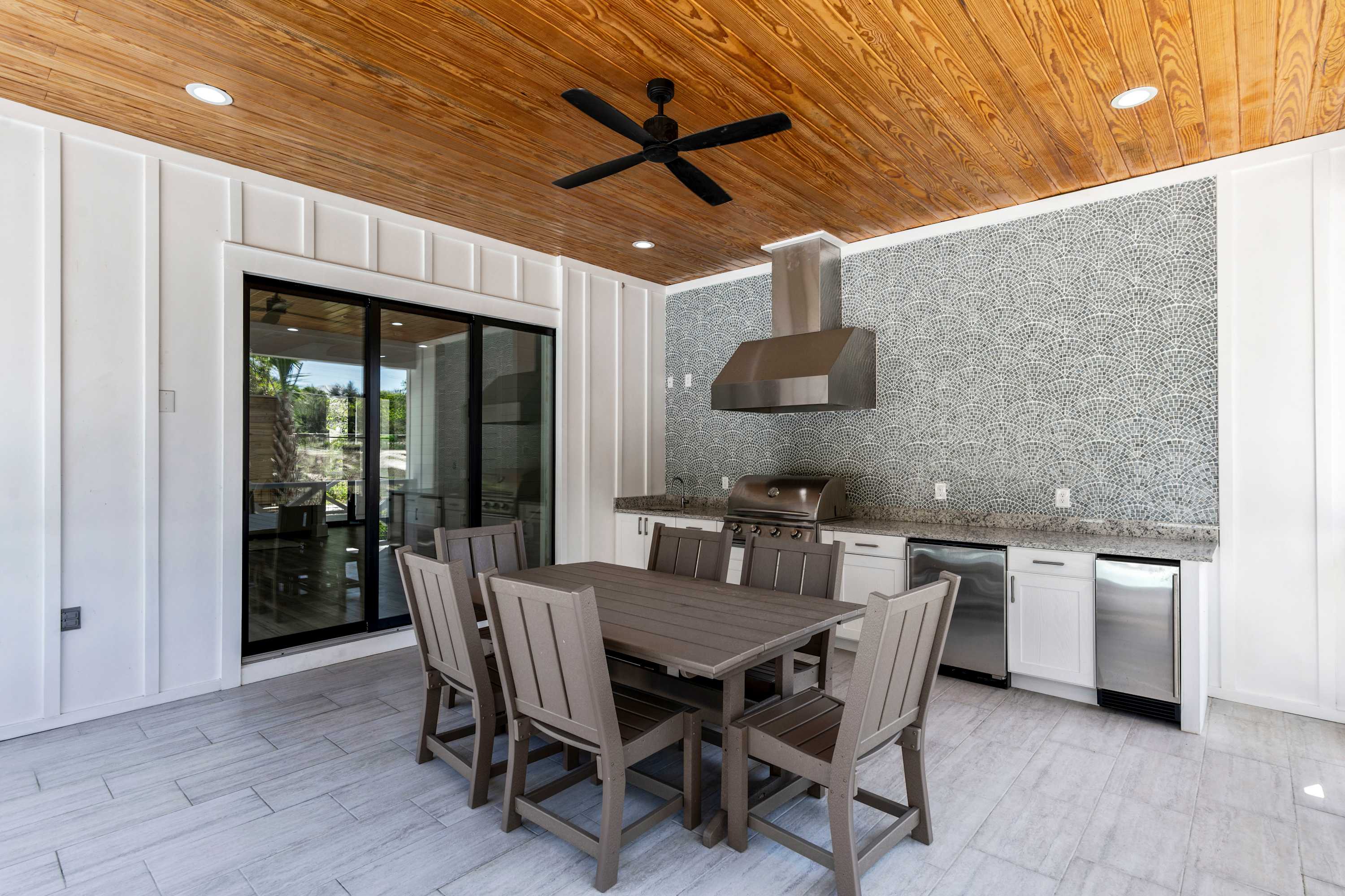Waterfront, Pool, Rooftop Deck - The White Lotus