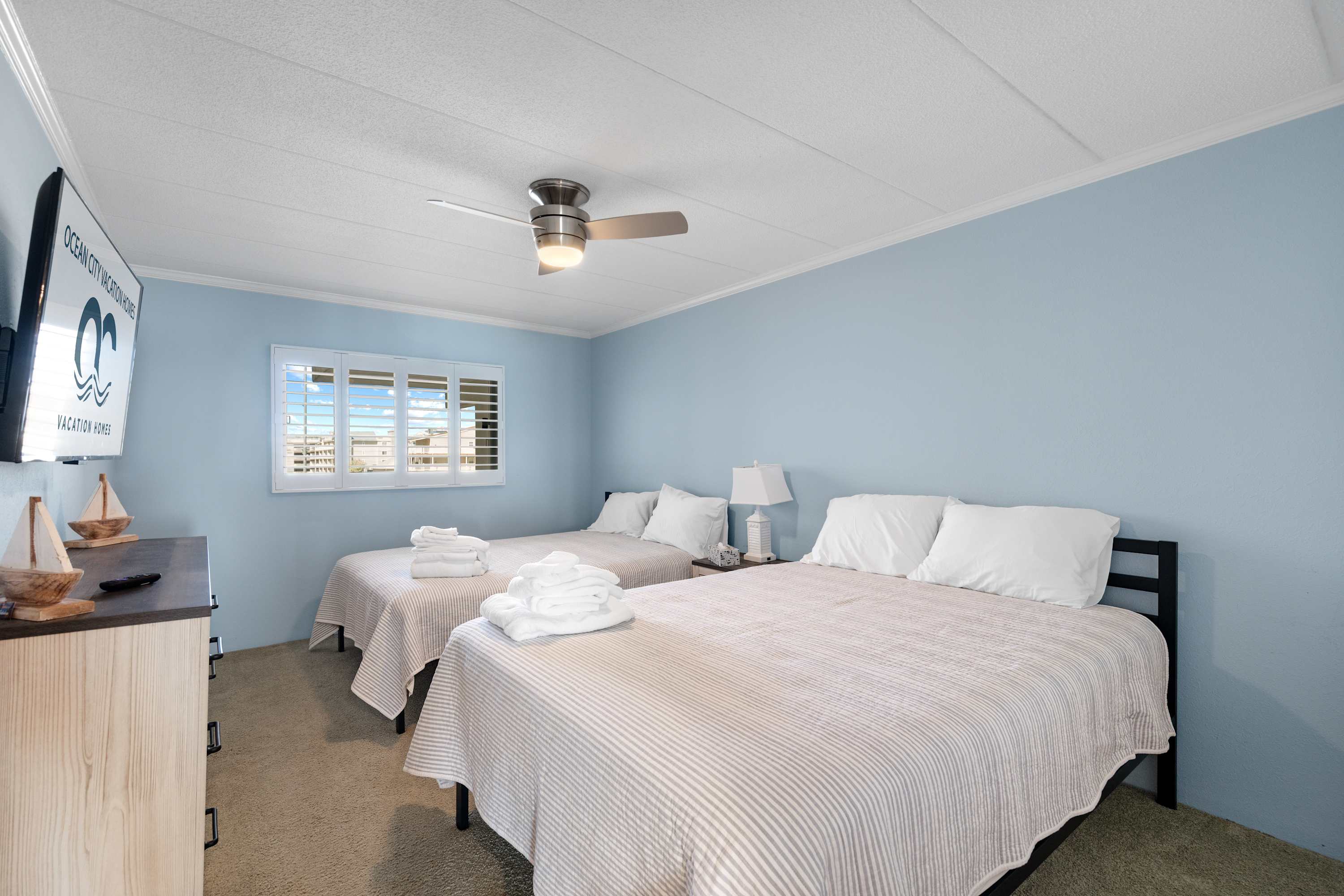 Salty Sands 2 204