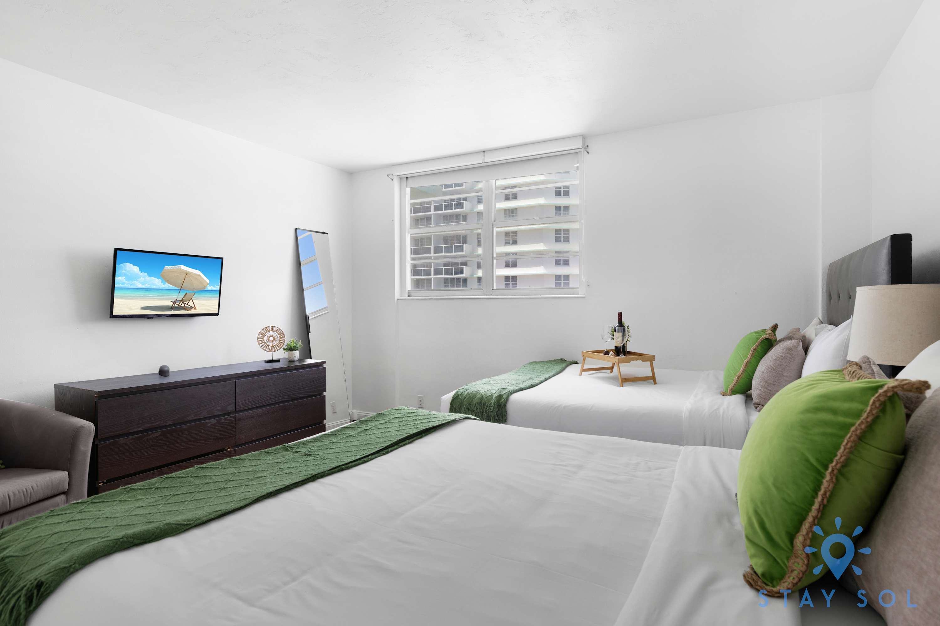 1BR Beautifull Apt w/Stunning View Balcony