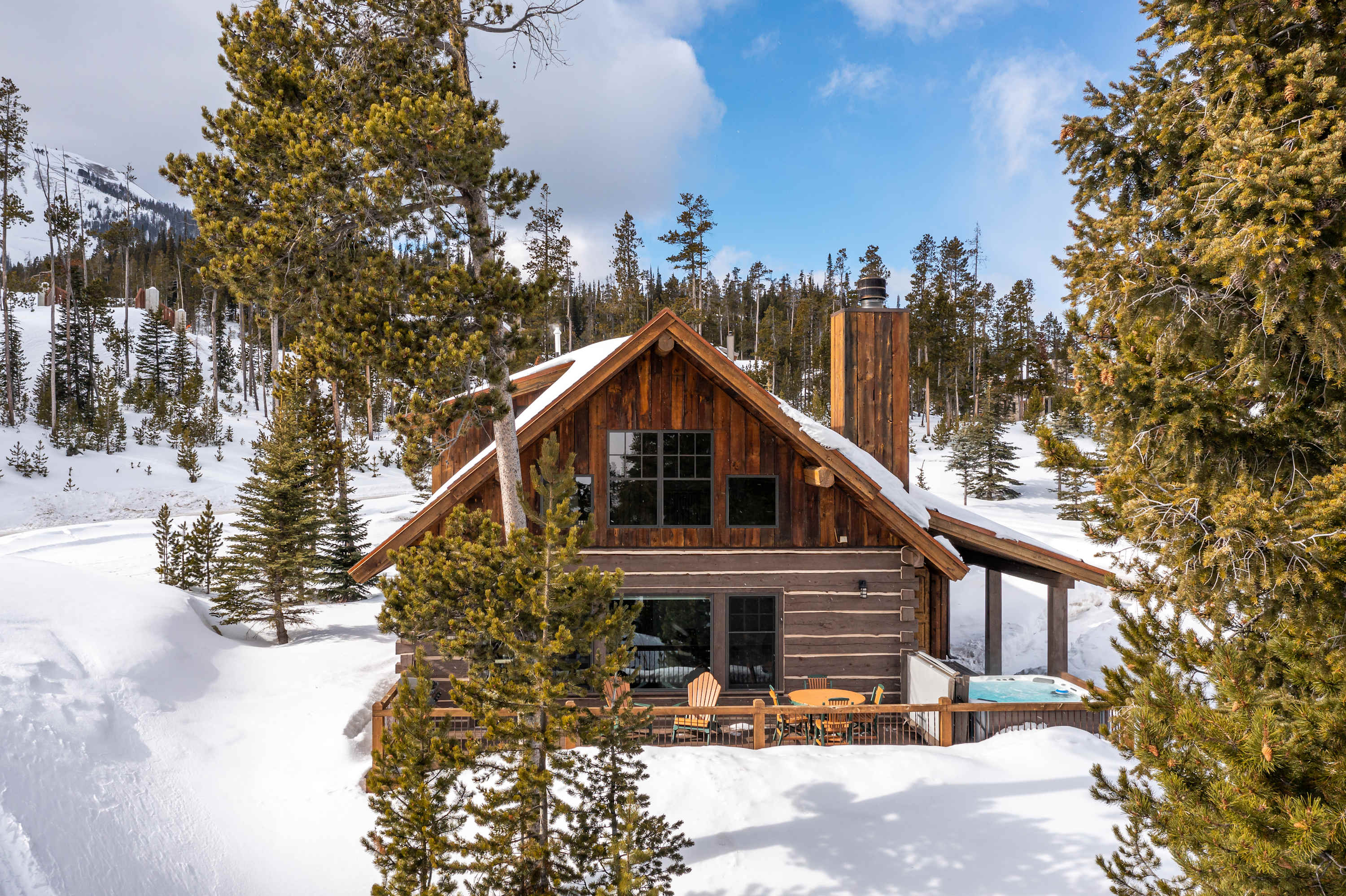 *New Listing* Luxury Cabin with Ski-In/Ski-Out w/ Spa — Big Sky, MT — vacation rental