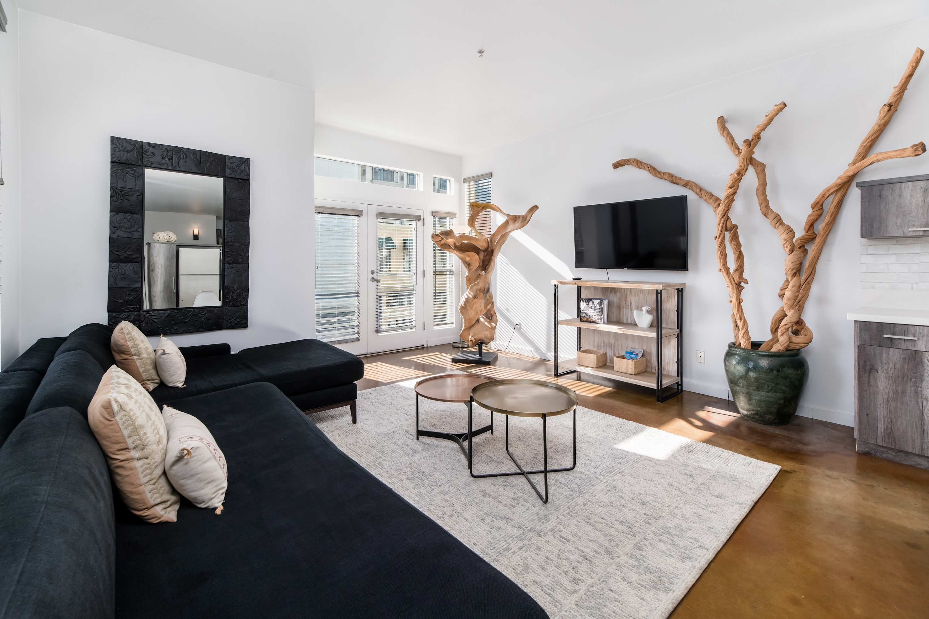 Heart of Gaslamp | Steps to Petco Park & Nightlife — San Diego, CA — vacation rental